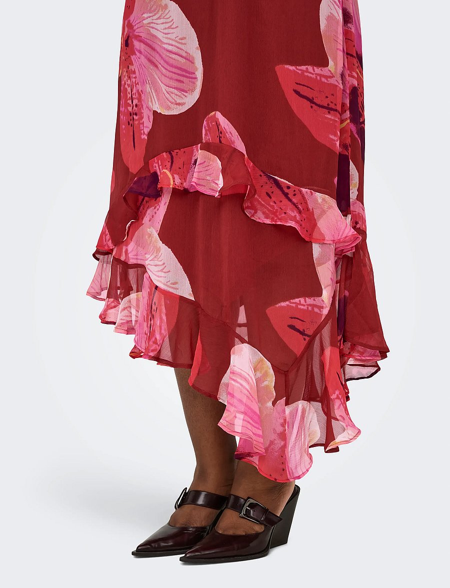ONLY Carmakoma - CARASTA STRAP FRILL ANKLE DRESS - spiced apple - 4