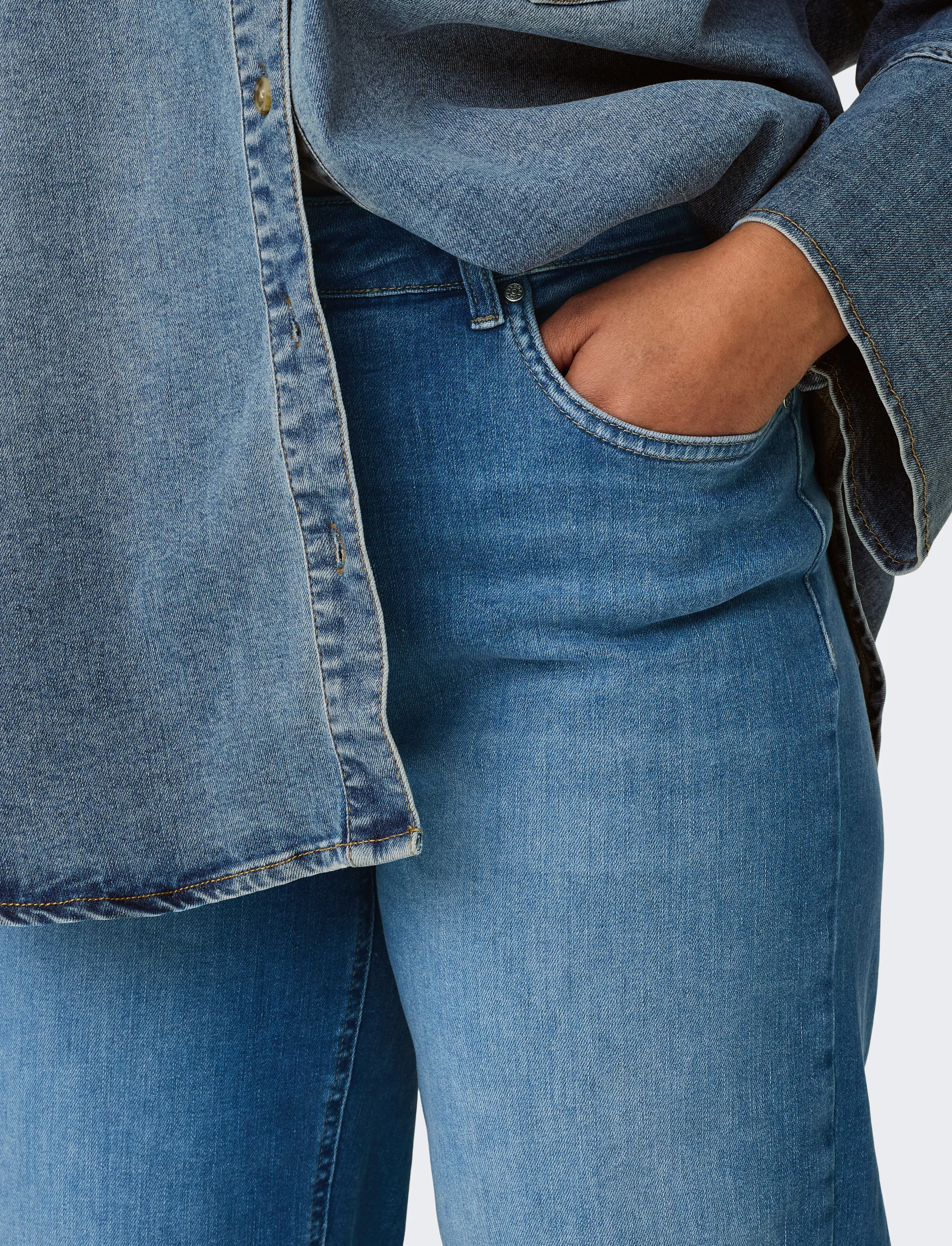 ONLY Carmakoma - CARWILLY HW WIDE DNM REA12187 NOOS - medium blue denim - 5