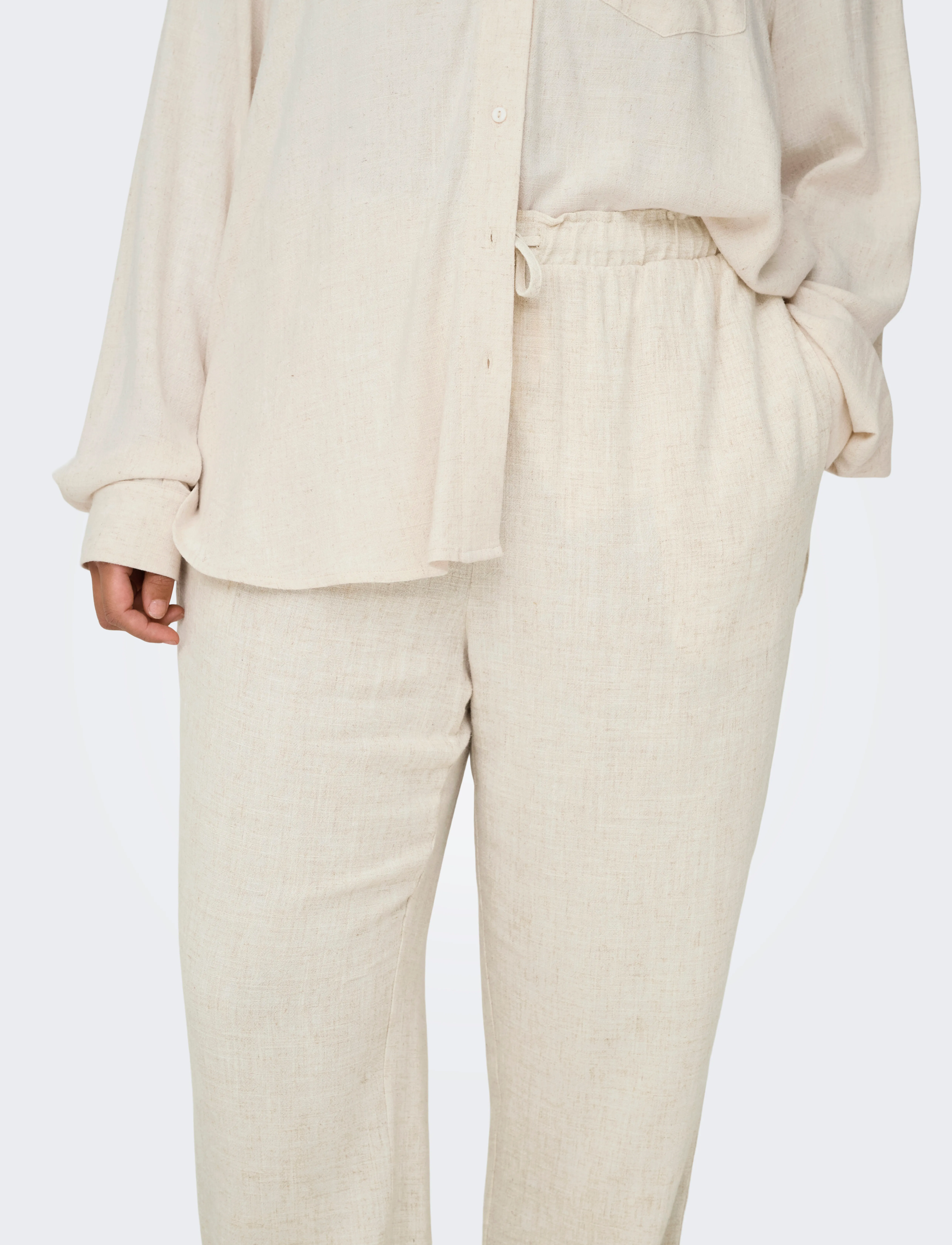 ONLY Carmakoma - CARSIESTA HW PULL-UP LINEN BL PNT - spodnie lniane - moonbeam - 5