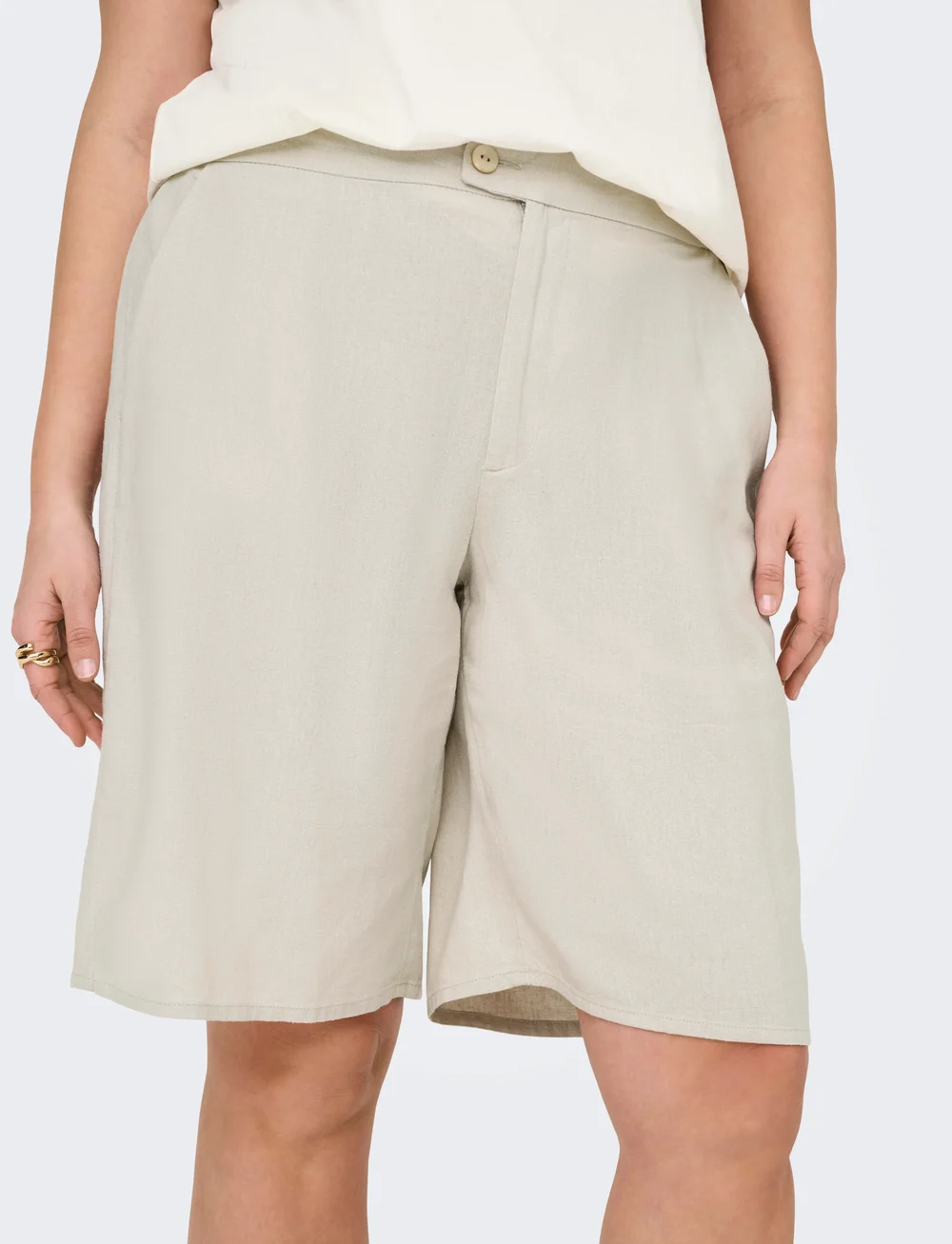 ONLY Carmakoma - CARCARO HW LINEN BL BERMU SHORTS - leinen-shorts - pumice stone - 4