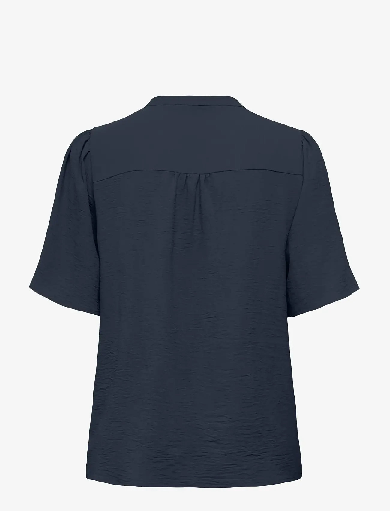 ONLY Carmakoma - CARNOEMI 2/4 V-NECK BLOUSE WVN - kurzämlige blusen - navy blazer - 1