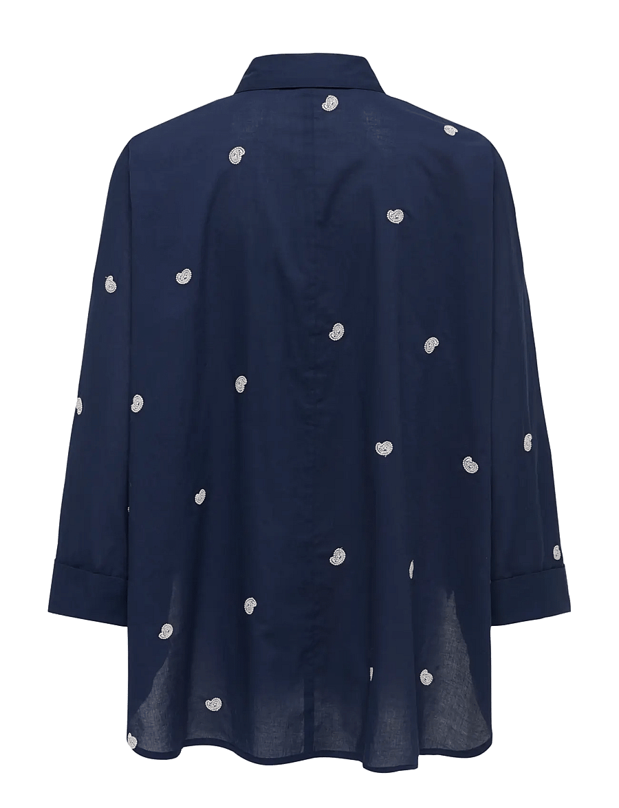 ONLY Carmakoma - CARNEW LINA GRACE LS EMB SHIRT WVN NOOS - långärmade skjortor - navy blazer - 1