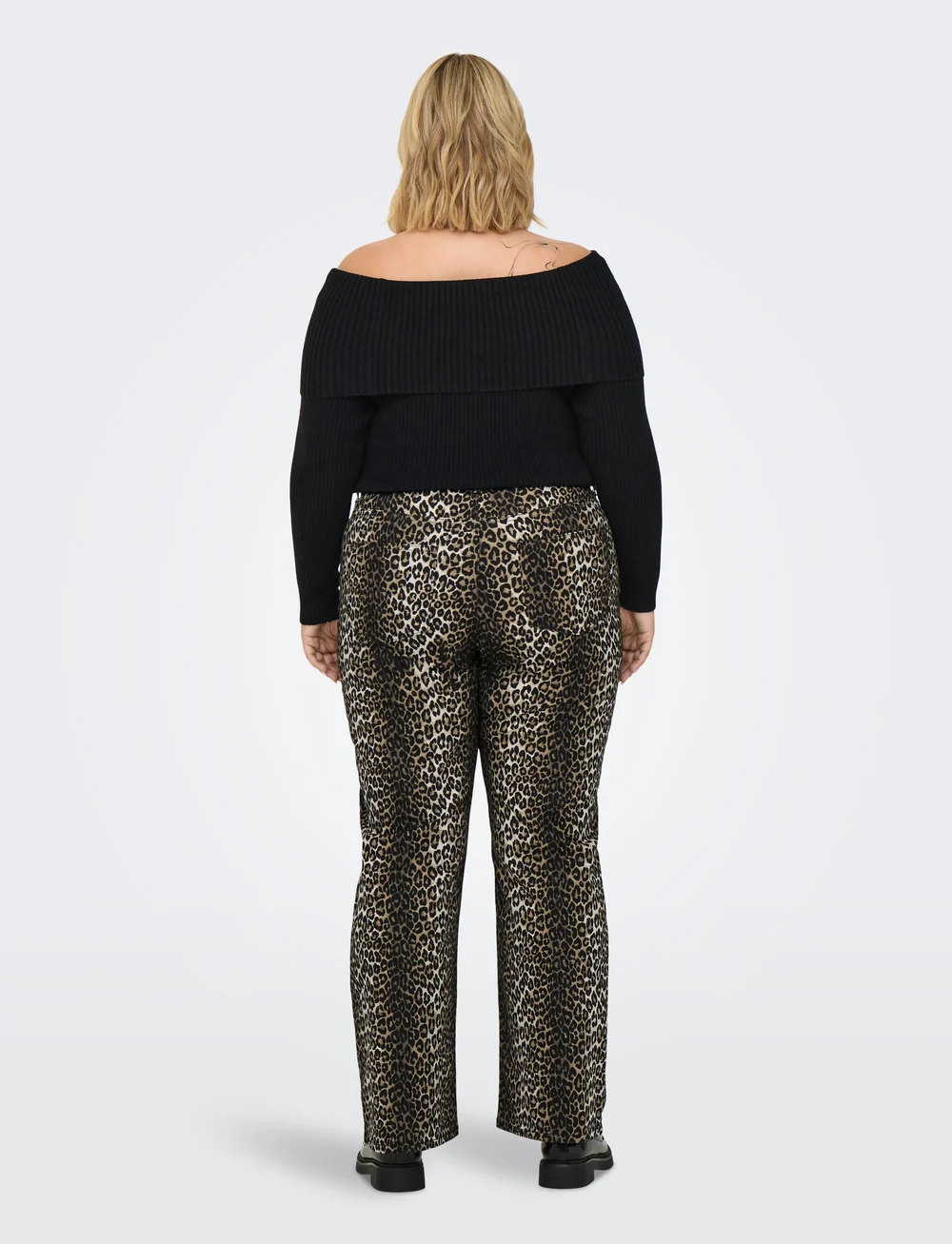 ONLY Carmakoma - CARMADISON HW WIDE AOP LONG PNT - hosen mit weitem bein - black - 3