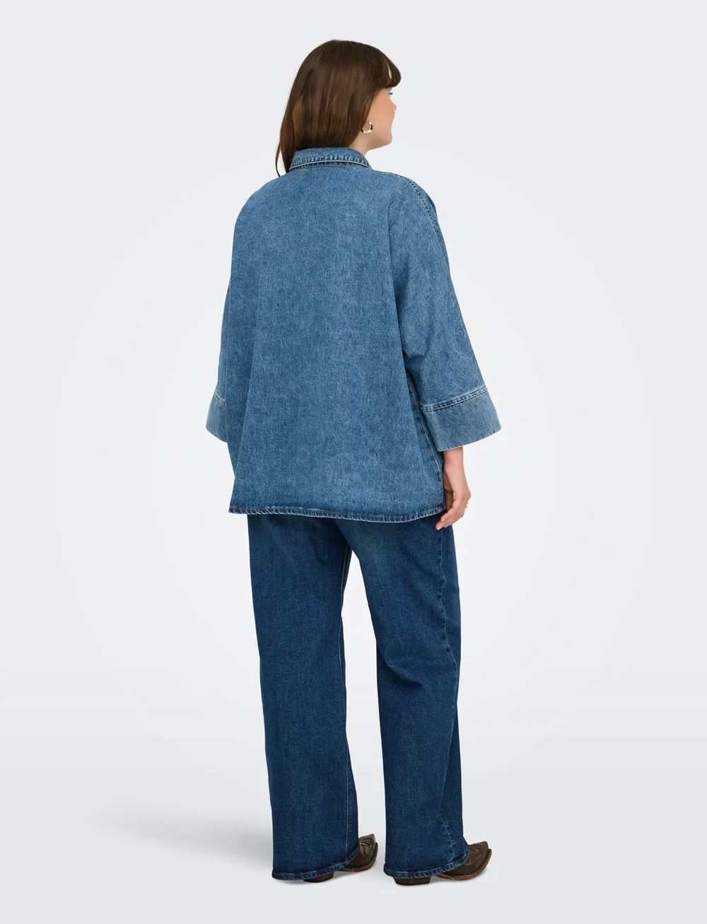 ONLY Carmakoma - CARGRACE 3/4 DNM SHIRT TAI NOOS - denim shirts - medium blue denim - 3