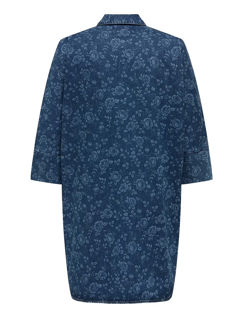 ONLY Carmakoma - CARGRACE 3/4 ROSE DNM DRESS PIM - hemdkleider - medium blue denim - 2