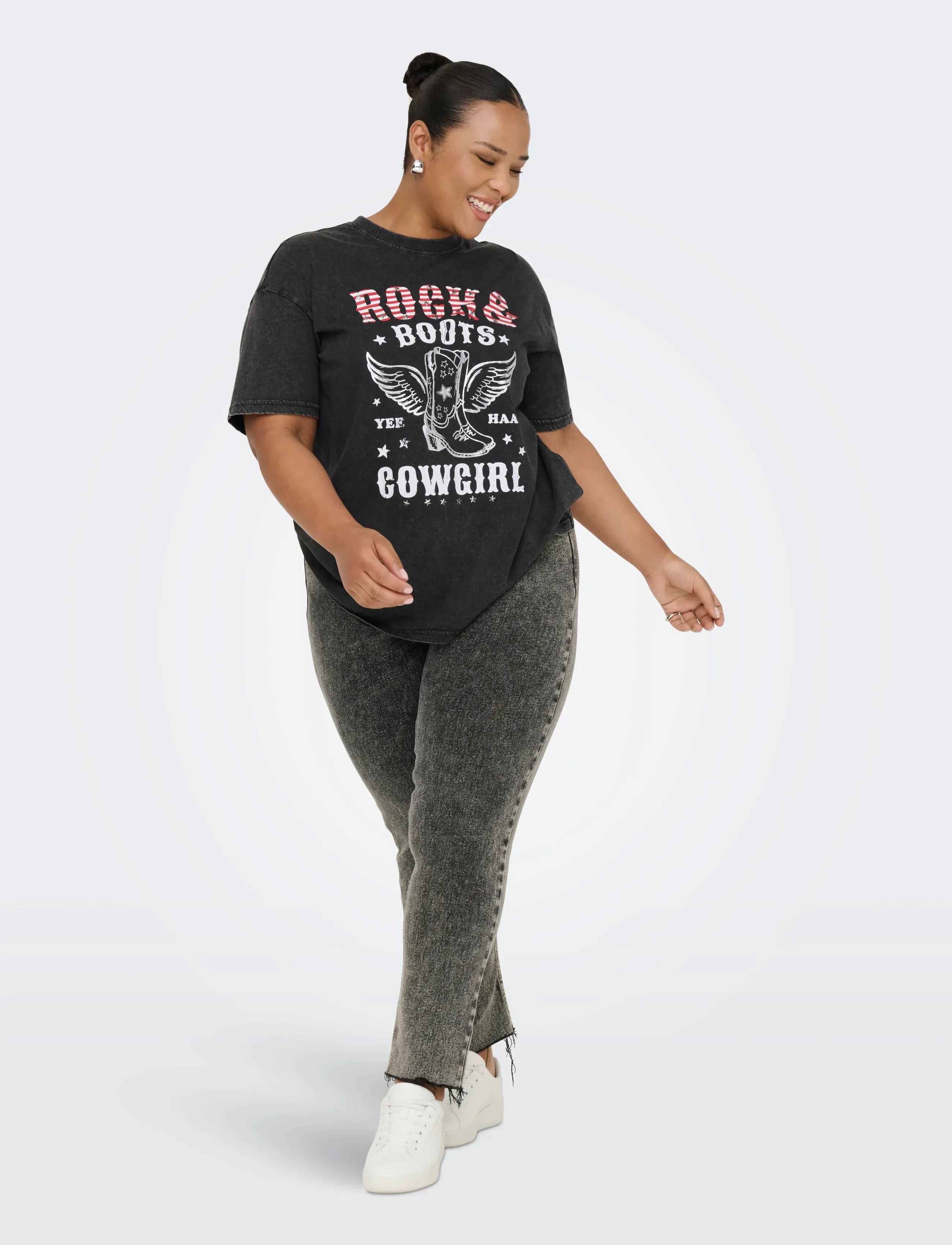 ONLY Carmakoma - CARTICO LIFE SS RELAXED O-NECK TEE JRS - t-shirts - black - 4