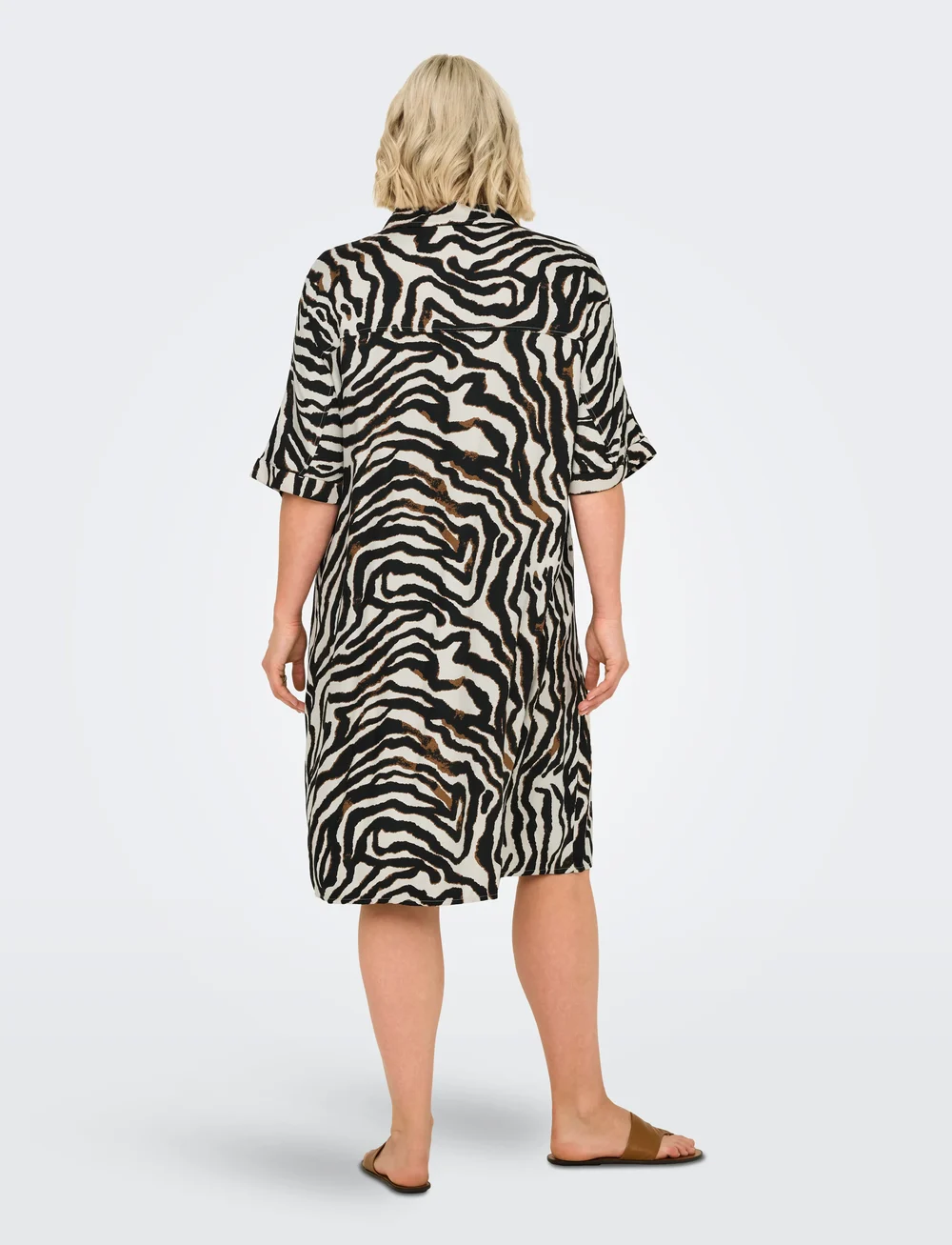 ONLY Carmakoma - CARBERTE LIFE 2/4 BLK SHIRT DRESS AOP - skjortekjoler - pumice stone - 3