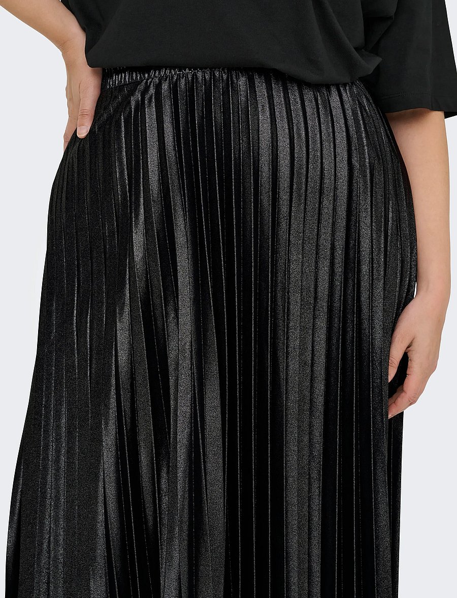 ONLY Carmakoma - CARLYON PLEATED SHINE SKIRT JRS NOOS - maxi skirts - black - 5