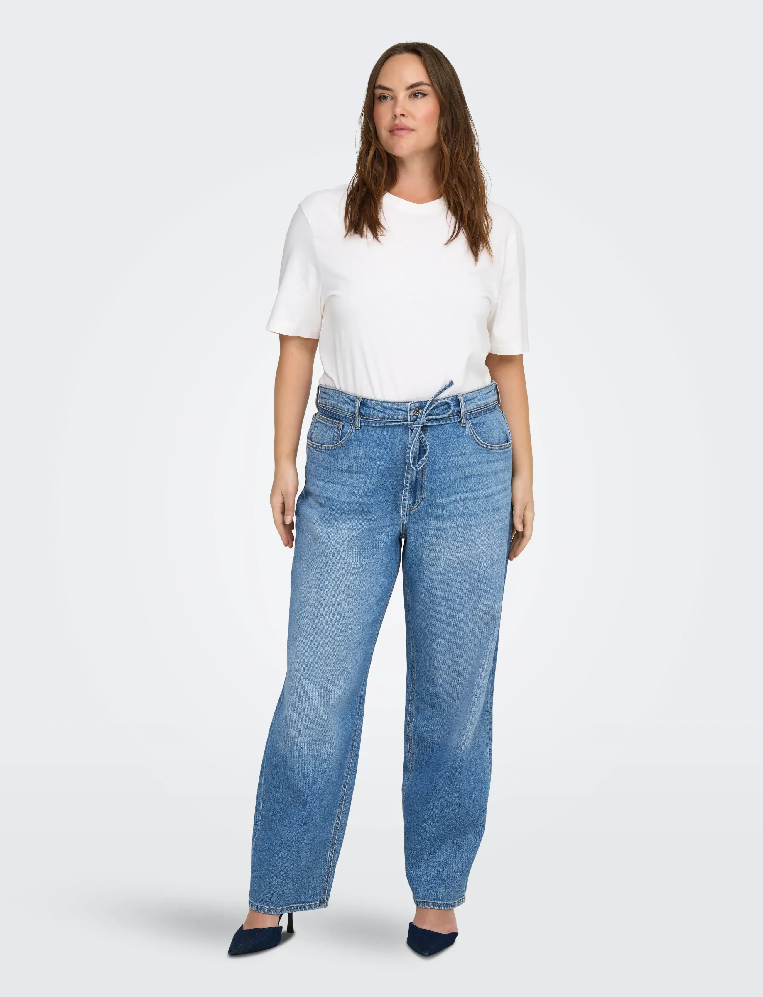 ONLY Carmakoma Cargianna Mw Straight Az751 Dnm Noos jeans dam – bild 3