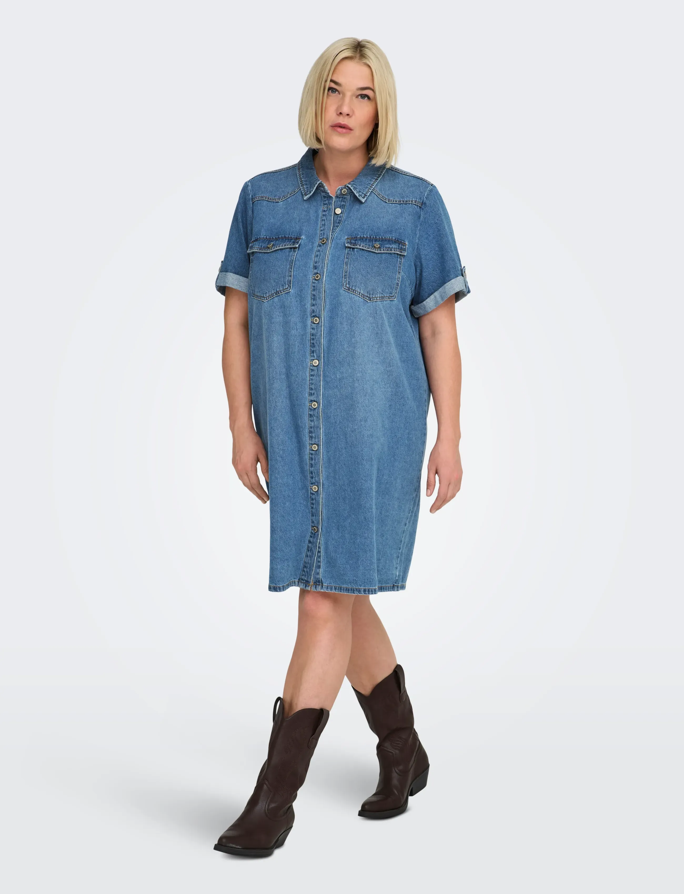 ONLY Carmakoma CARLISA S/S DNM DRESS GUA NOOS - Uus - MEDIUM BLUE DENIM / blue