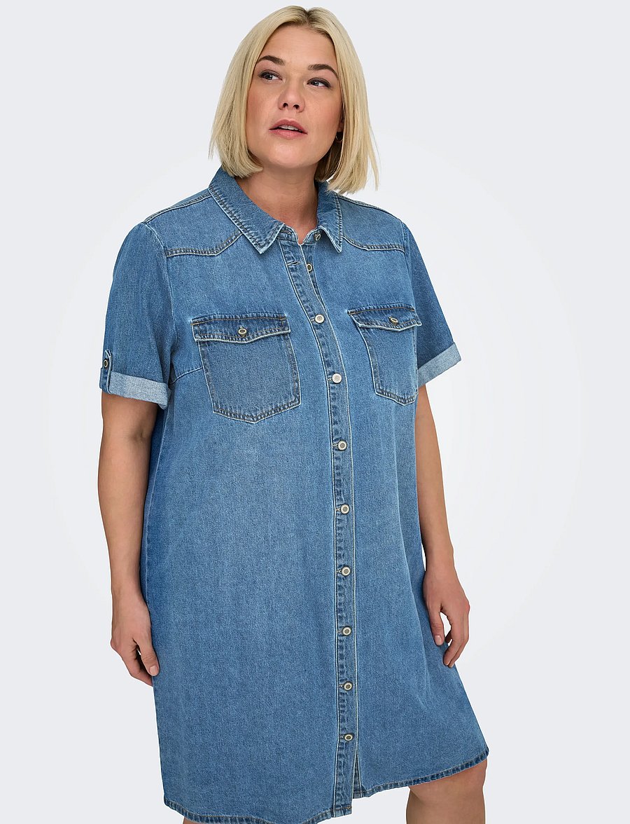 ONLY Carmakoma - CARLISA S/S DNM DRESS GUA NOOS - robes chemises - medium blue denim - 4