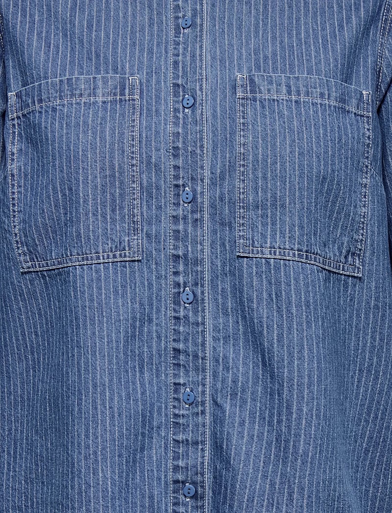 ONLY Carmakoma - CARYASMIN L/S STRIPE SHIRT DNM - denimskjorter - medium blue denim - 3