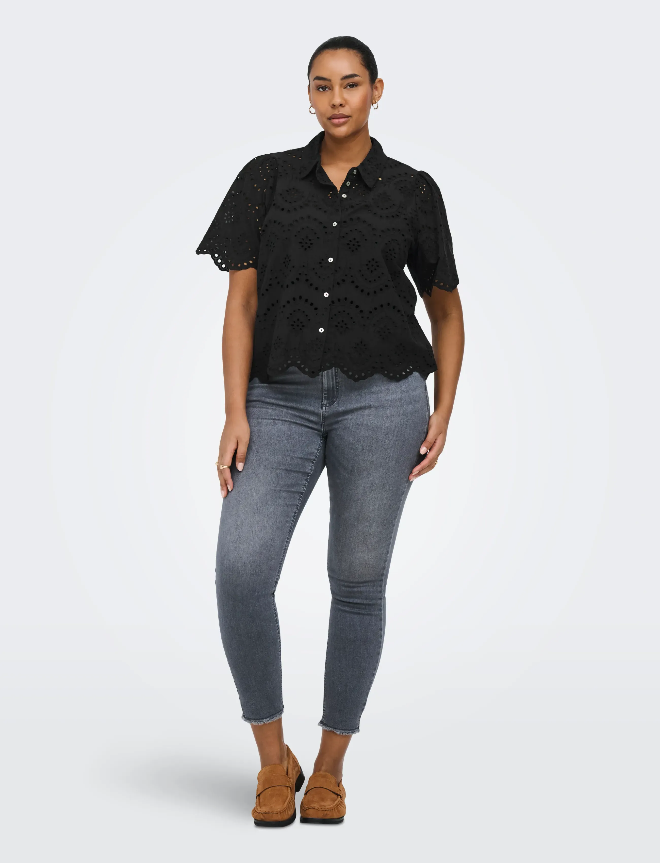 ONLY Carmakoma - CARVALAIS S/S SHIRT WVN NOOS - black - 4