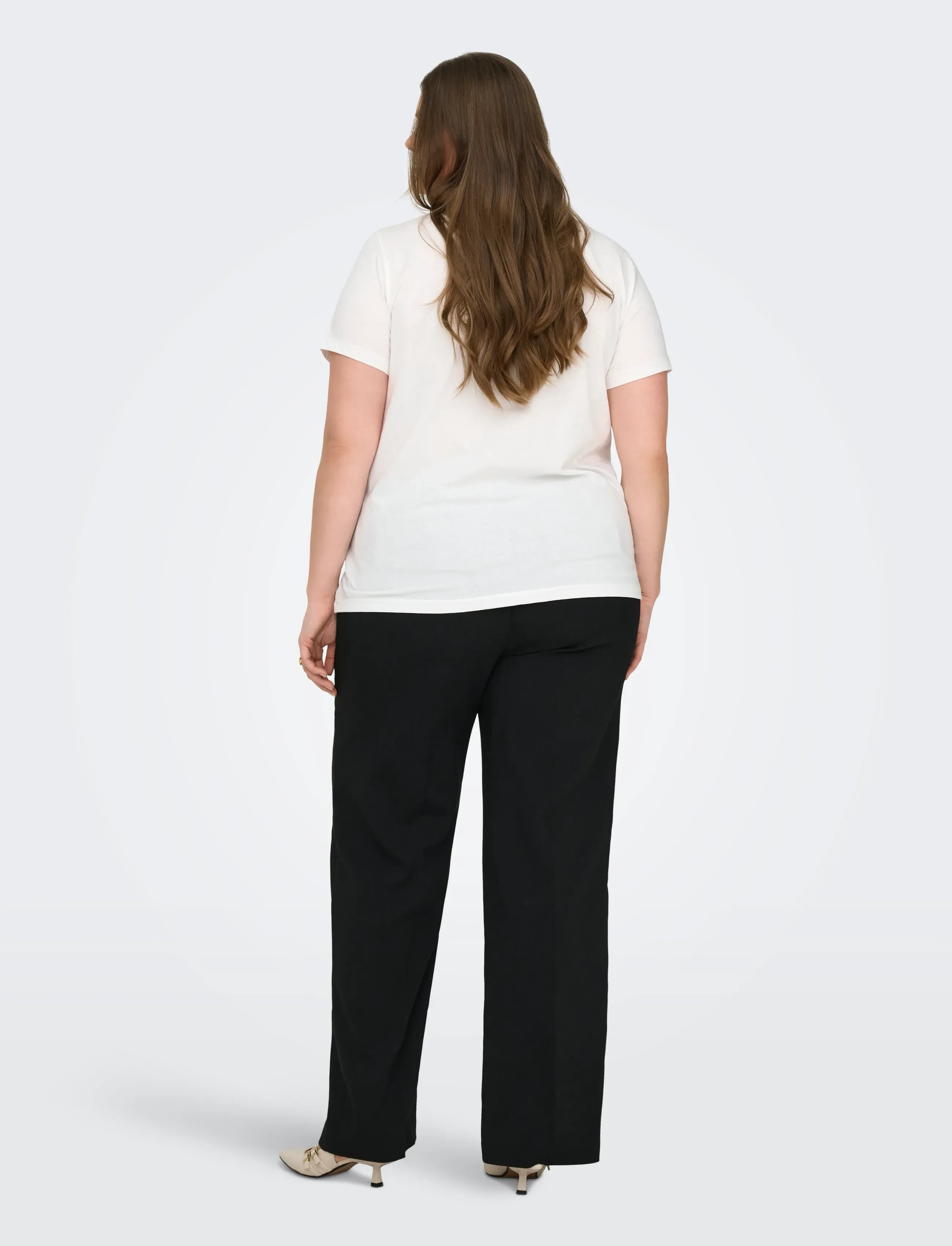 ONLY Carmakoma - CARDANIELLE LIFE S/S O-NECK REG TEE JRS - t-shirts - cloud dancer - 3