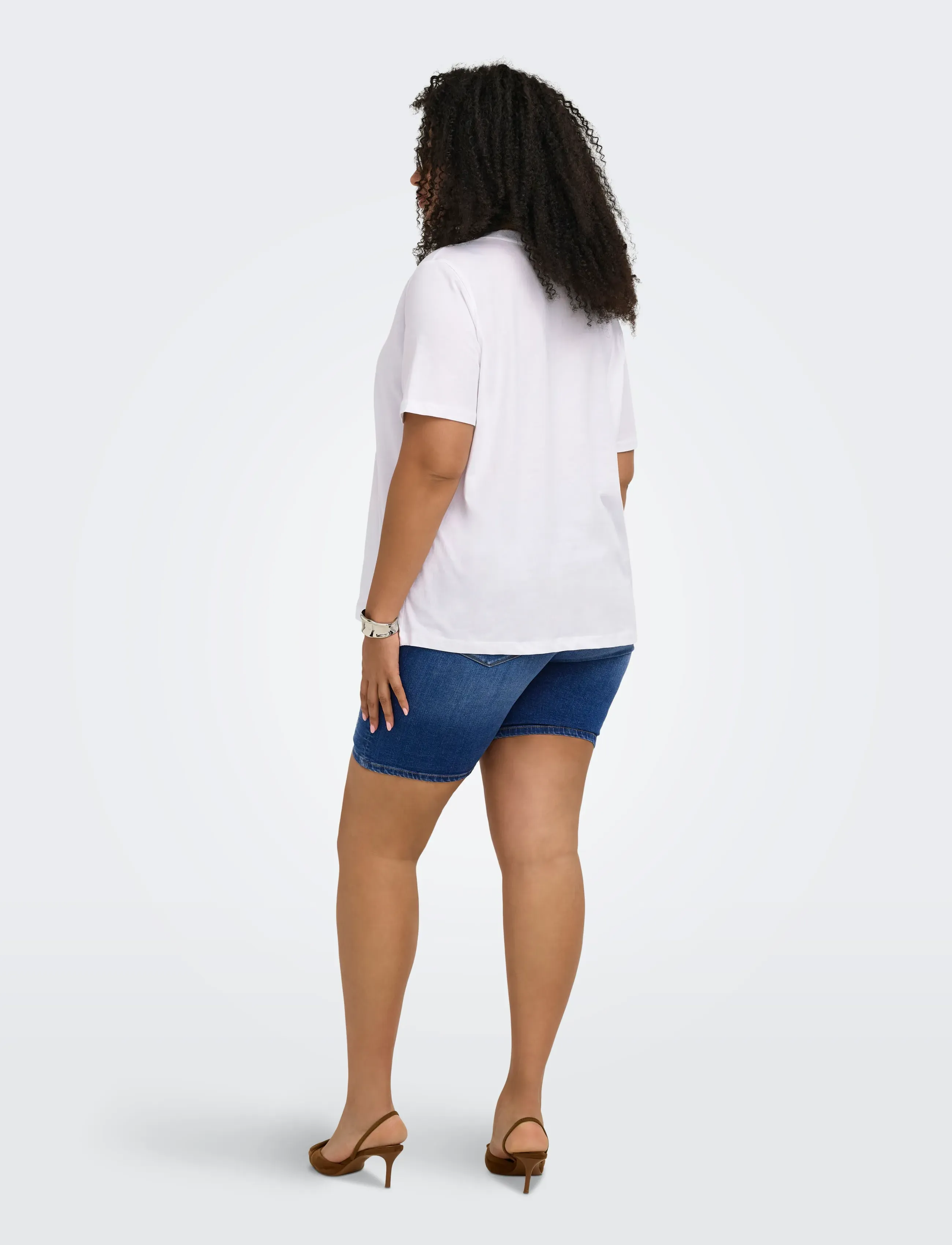 ONLY Carmakoma - CARALBERTE S/S BOXY TEE JRS - bright white - 3