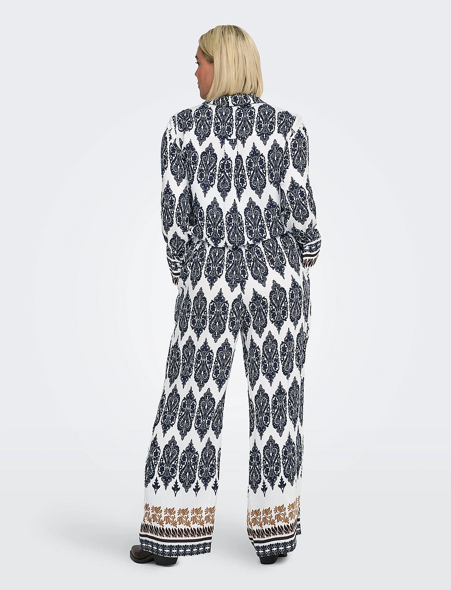 ONLY Carmakoma - CARHAVANA STRAIGHT PANT AOP - wijde broeken - cloud dancer - 3