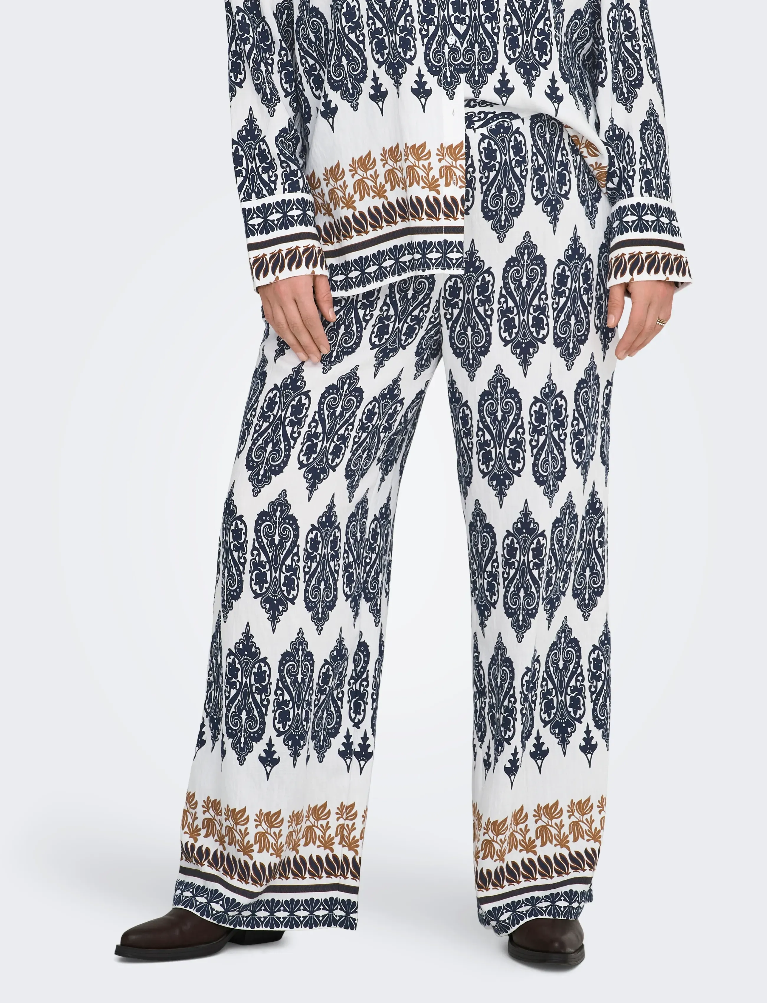 Carhavana Straight Pant Aop 3