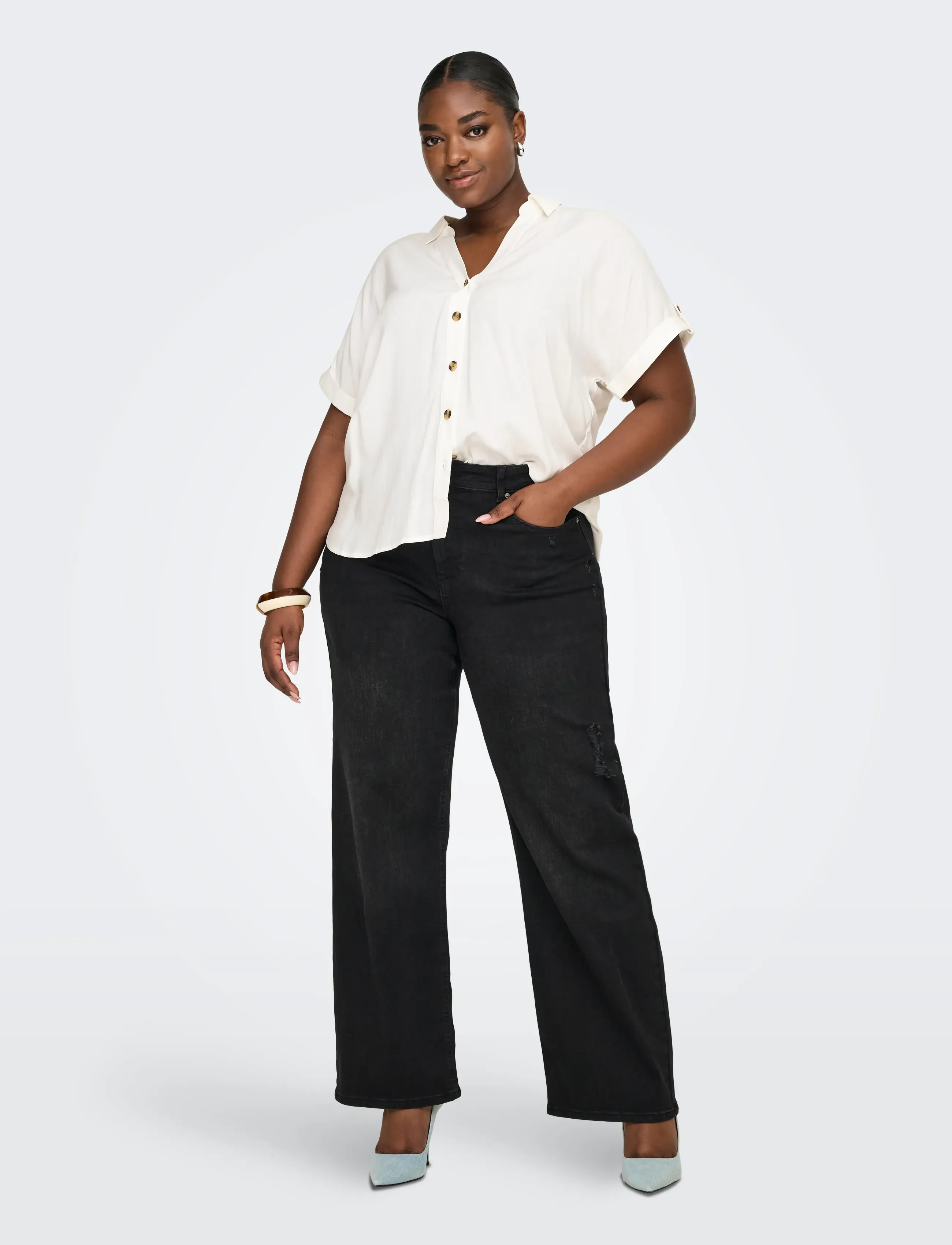 ONLY Carmakoma - CARYASMIN SHIRT S/S WVN NOOS - kortærmede skjorter - snow white - 5