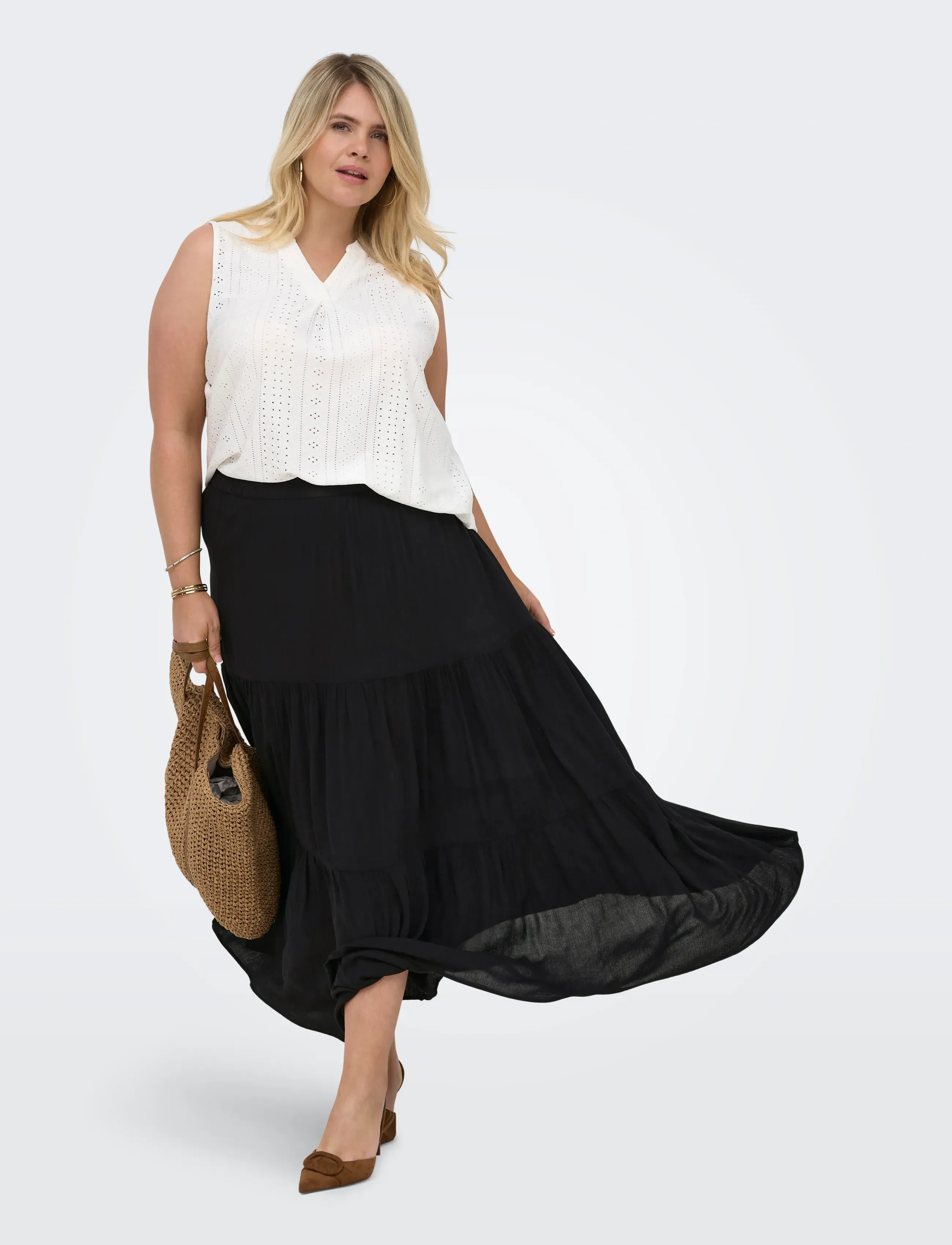 ONLY Carmakoma - CARMIKKA LONG SKIRT WVN NOOS - maxi röcke - black - 4