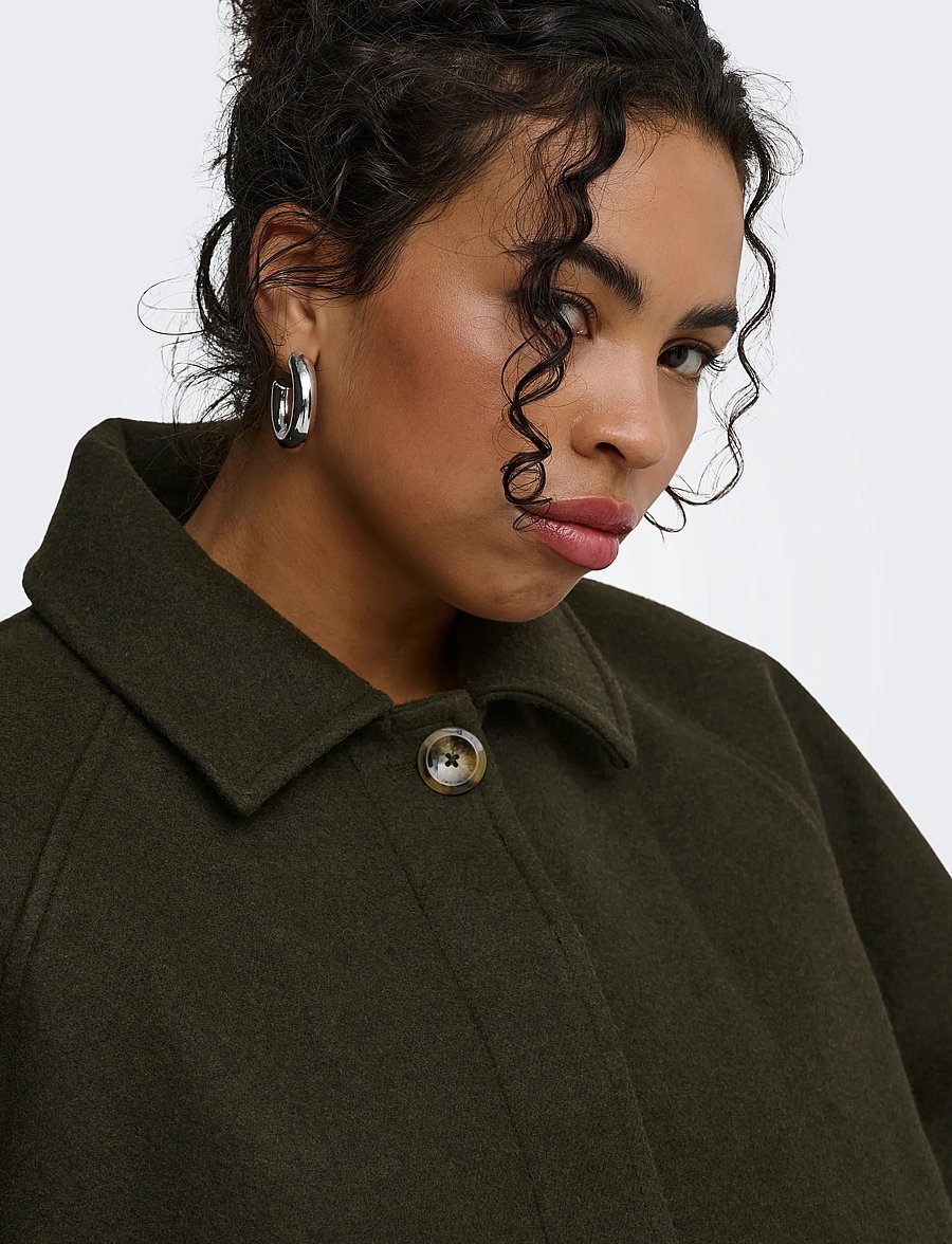ONLY Carmakoma - CAREVIE JACKET OTW - light jackets - dark olive - 5