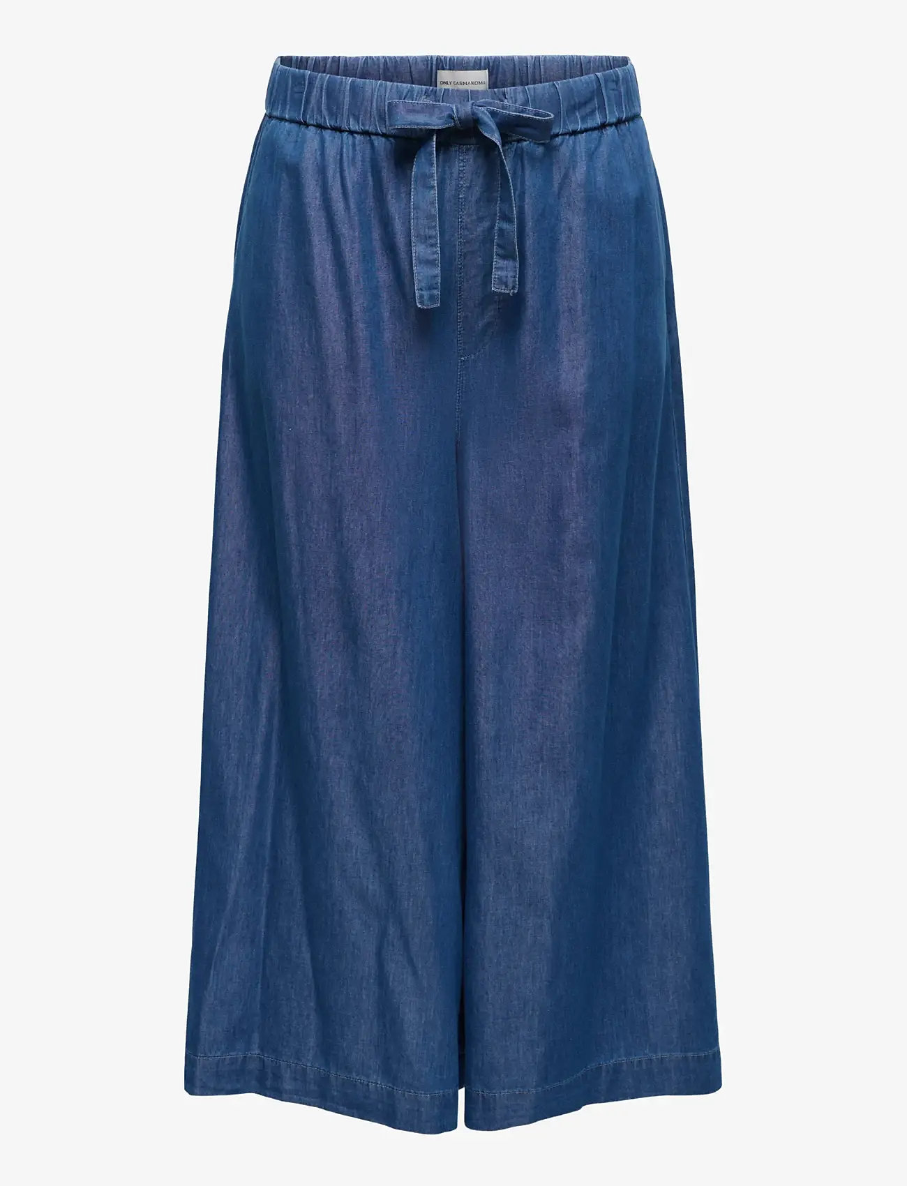 ONLY Carmakoma - CARBEA PALAZZO EX WIDE PANT GUA - hosen mit weitem bein - medium blue denim - 1