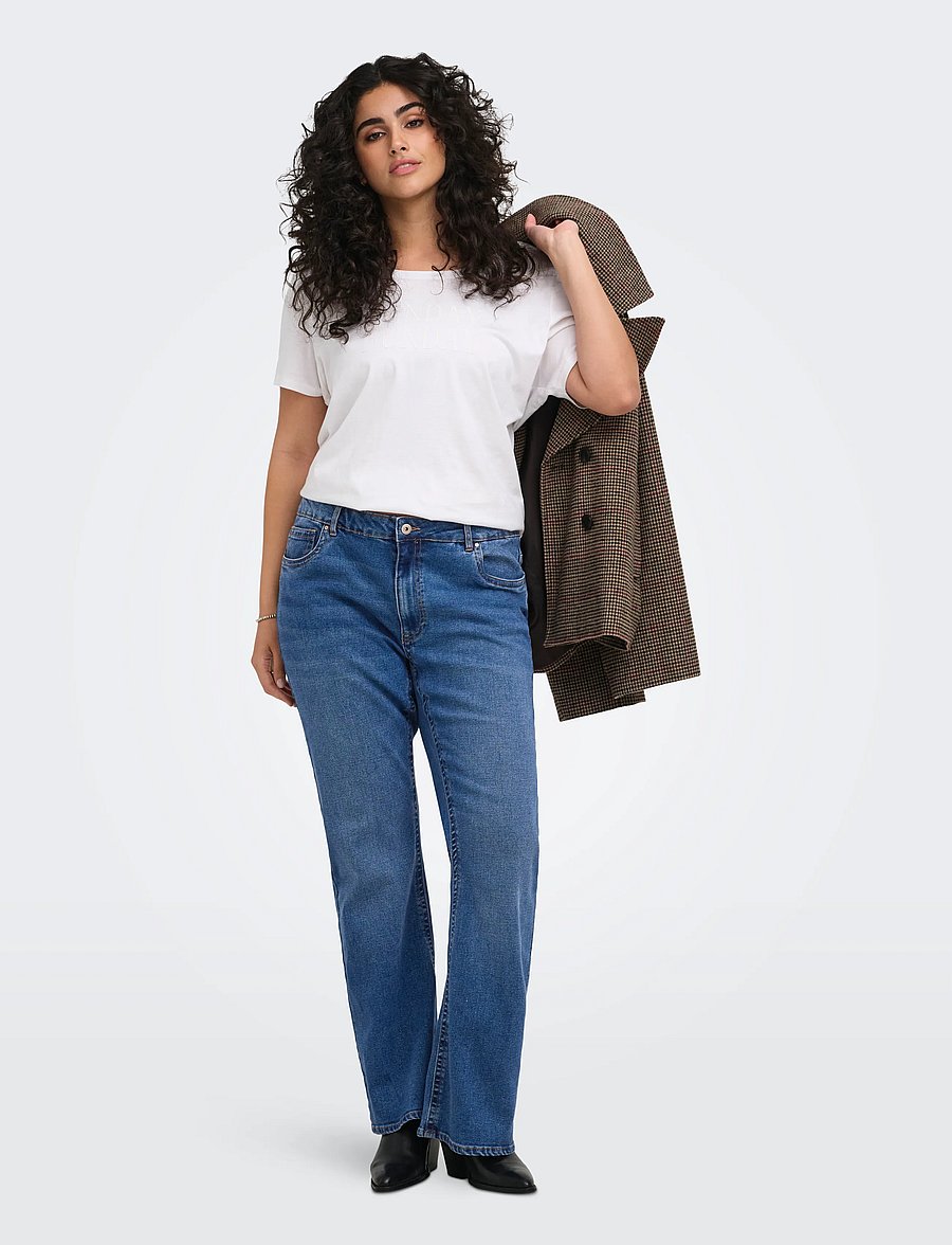 ONLY Carmakoma - CARPHOEBE REG BACK POC FLA PIM852 NOOS - flared jeans - medium blue denim - 4