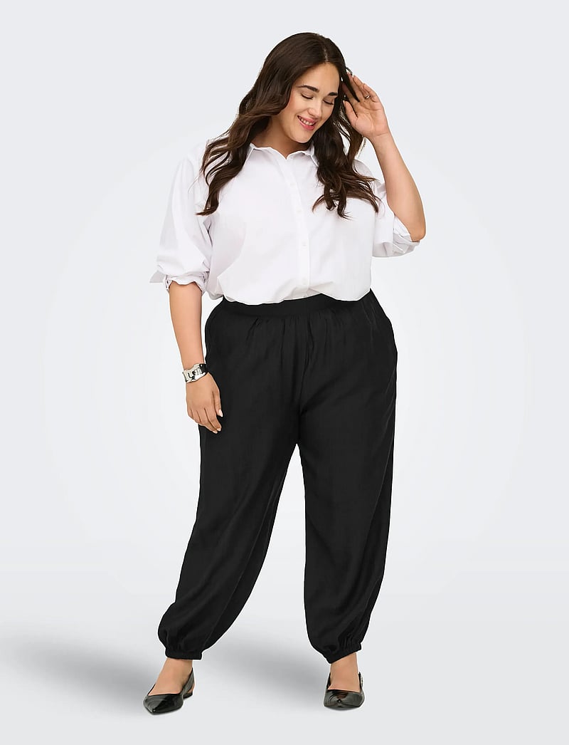 ONLY Carmakoma - CARCAMILLE HAREM PANT WVN - barrel trousers - black - 4