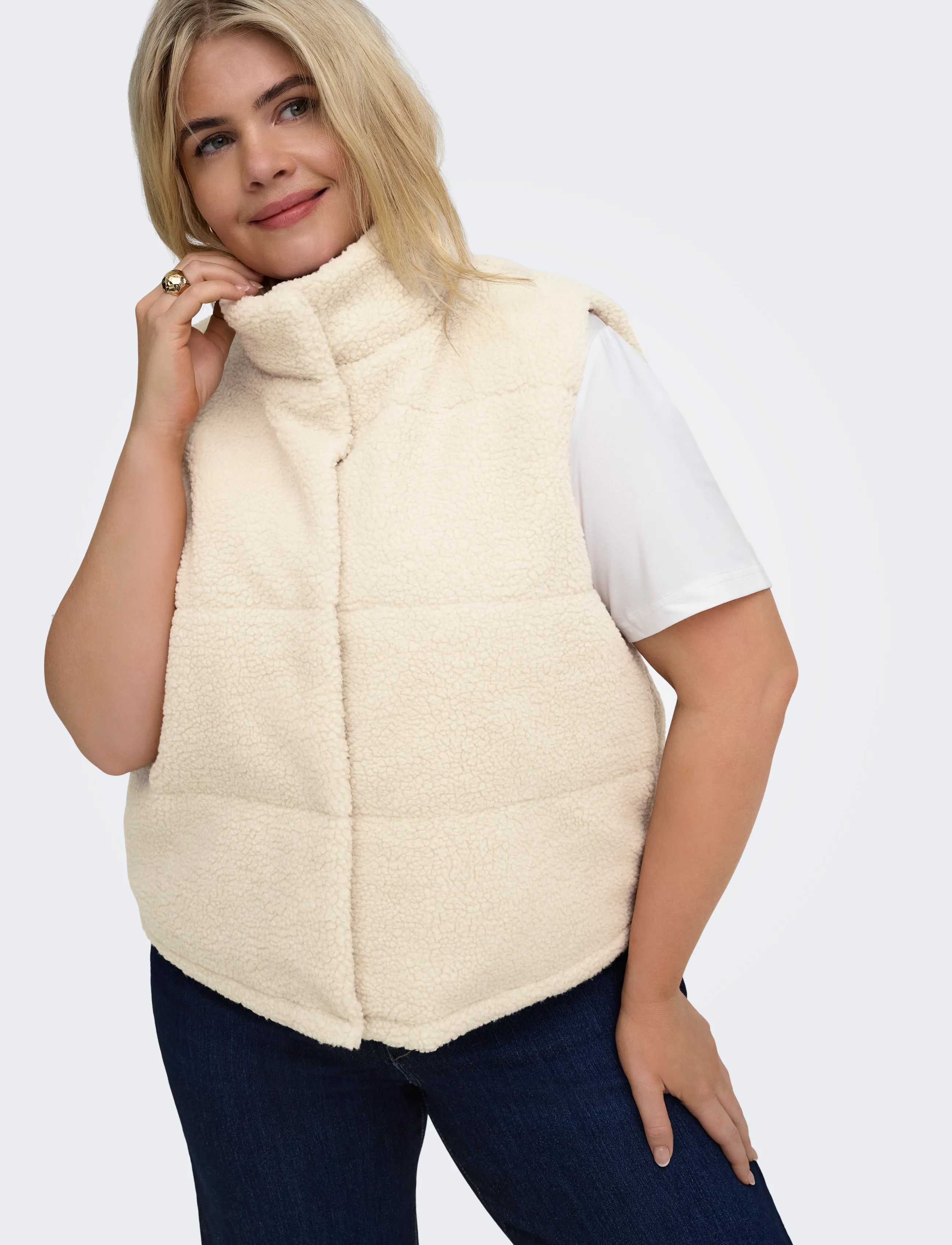 ONLY Carmakoma Väst 'CARSandra' dam – bild 7