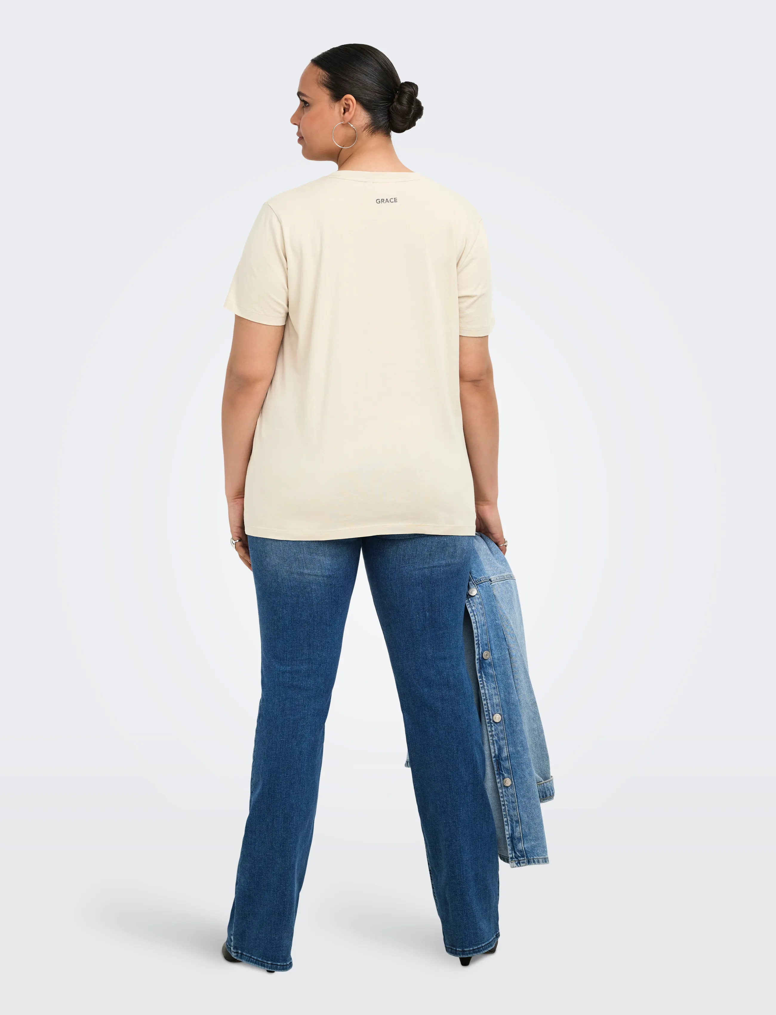 ONLY Carmakoma - CARROXY S/S REG O-NECK TEE JRS - pumice stone - 3