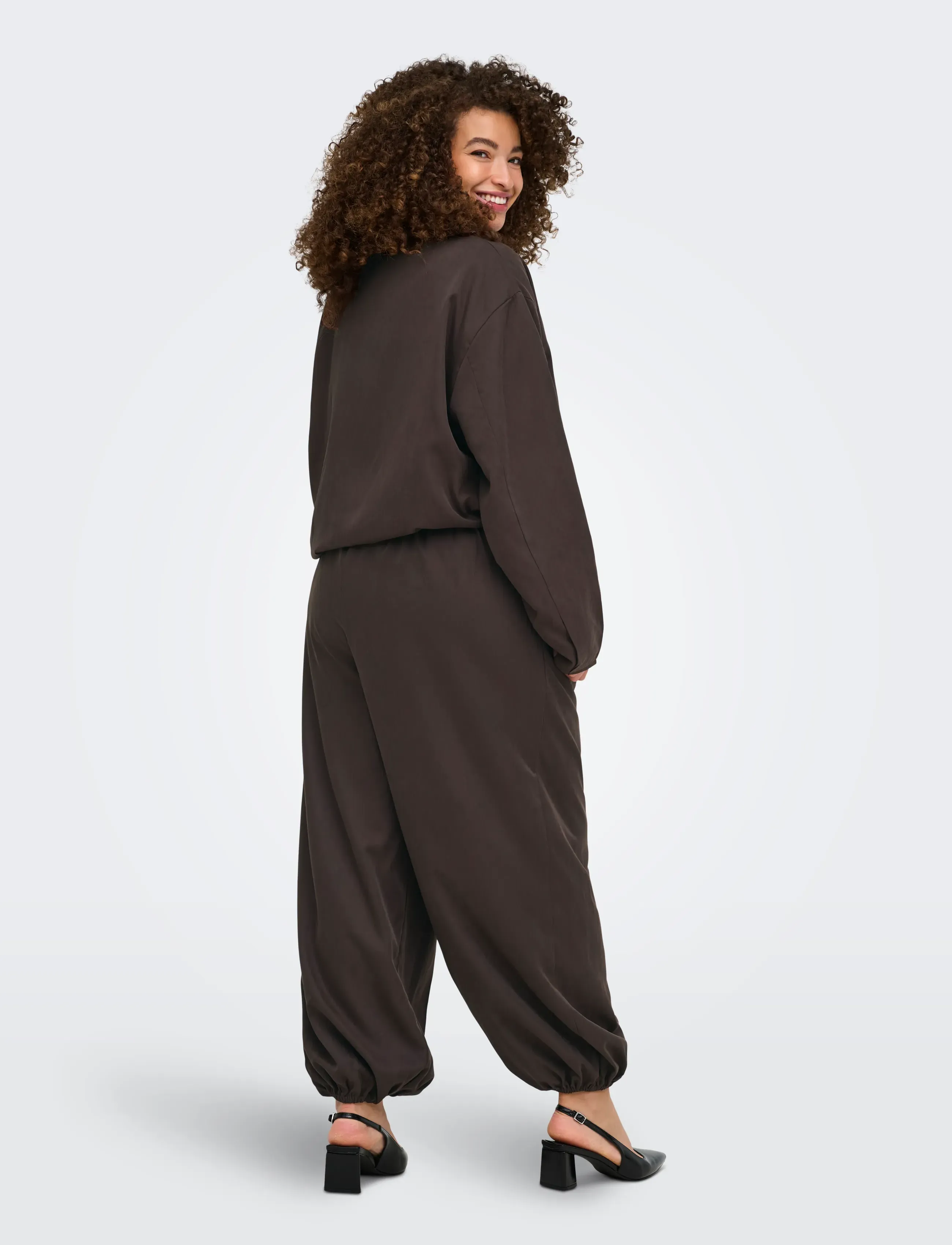 ONLY Carmakoma - CARLUCCA L/S ZIP BOMBER PNT - vårjackor - coffee bean - 3