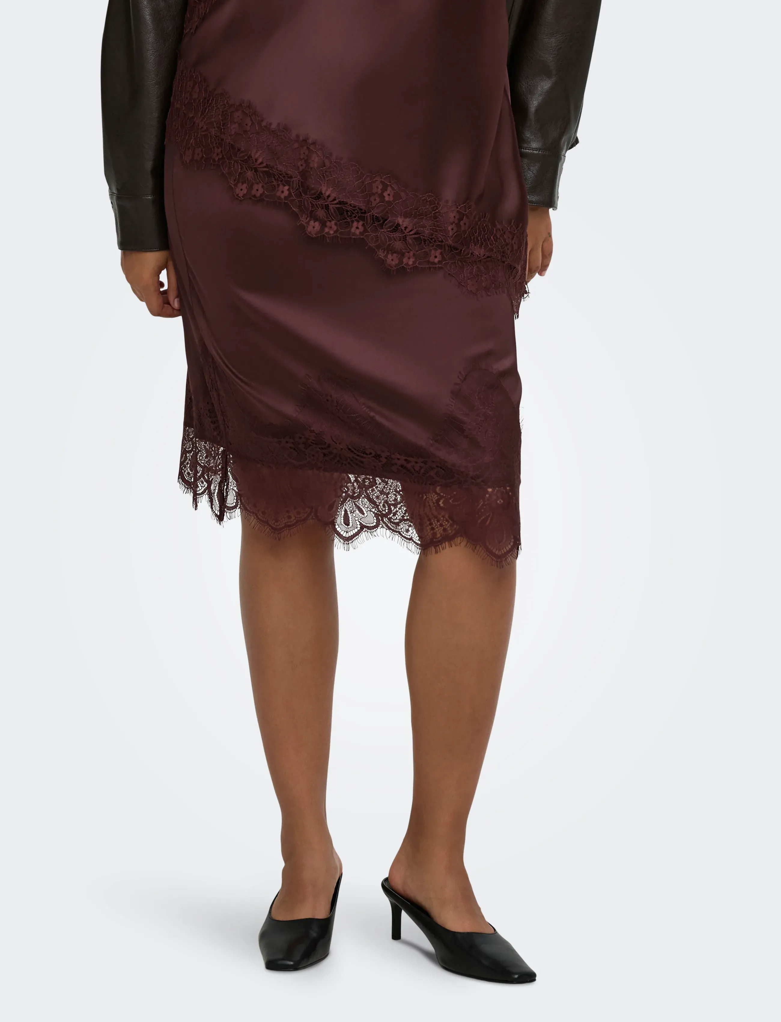 Carindona Midi Lace Satin Skirt Wvn