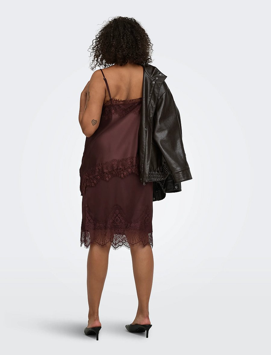 ONLY Carmakoma - CARINDONA MIDI LACE SATIN SKIRT WVN - satiinseelikud - chocolate torte - 3