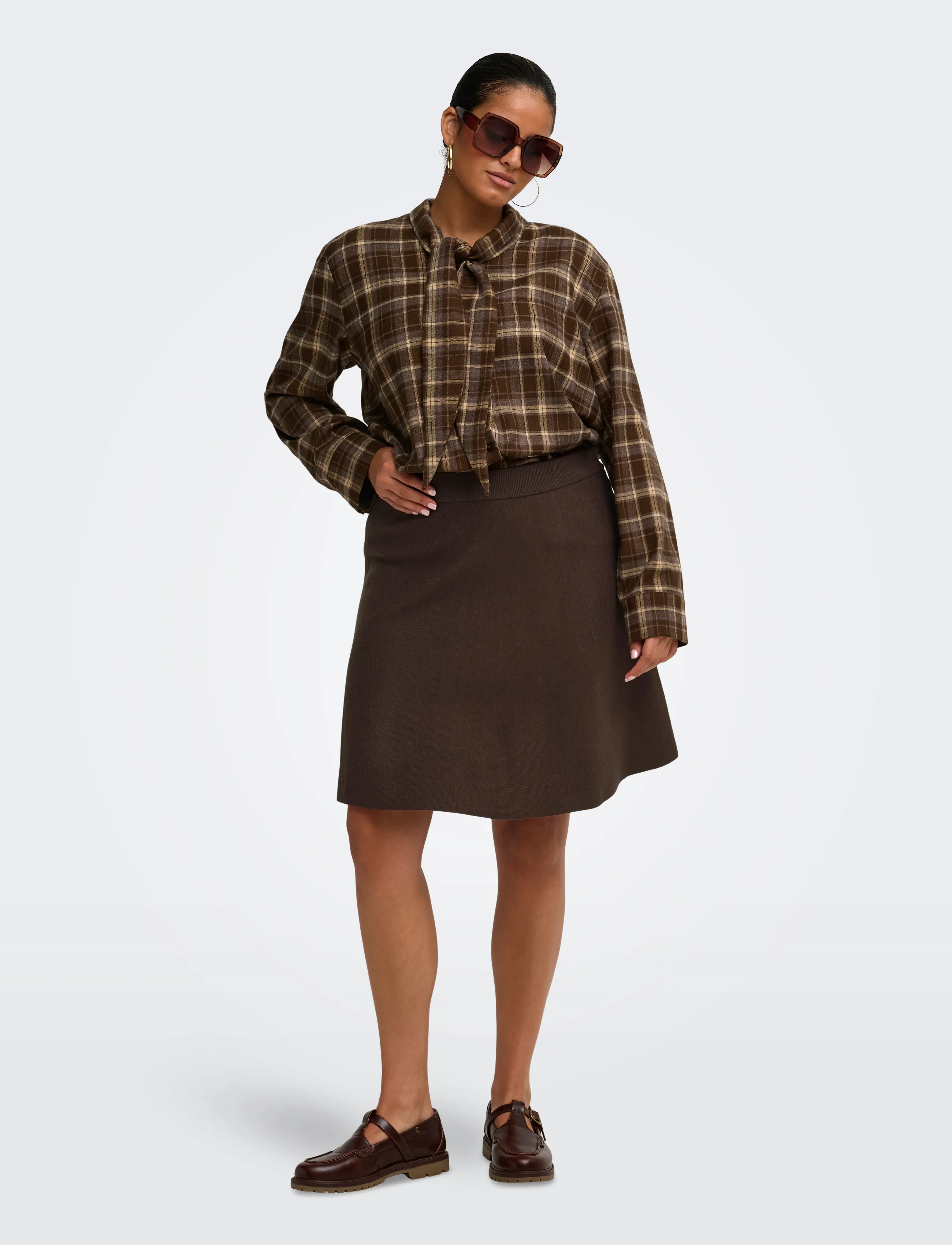 ONLY Carmakoma - CARAMAR SKATER MINI SKIRT KNT - strickröcke - coffee bean - 4