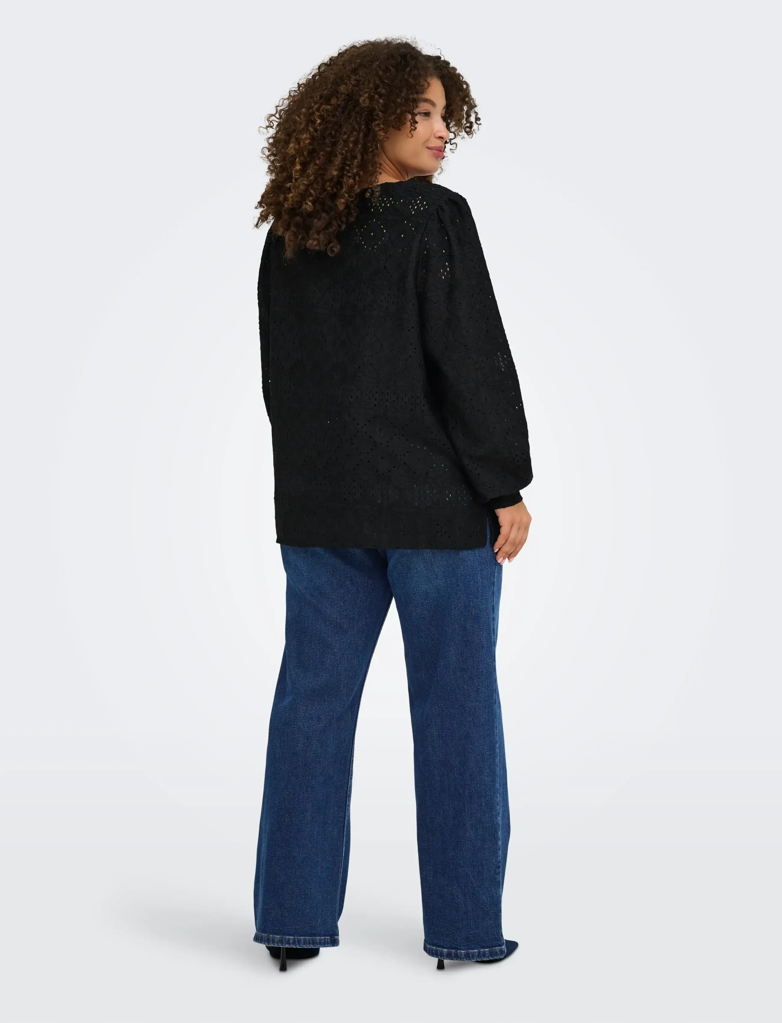 ONLY Carmakoma - CARHELLEN L/S O-NECK BLOUSE JRS BF - langärmelige blusen - black - 3