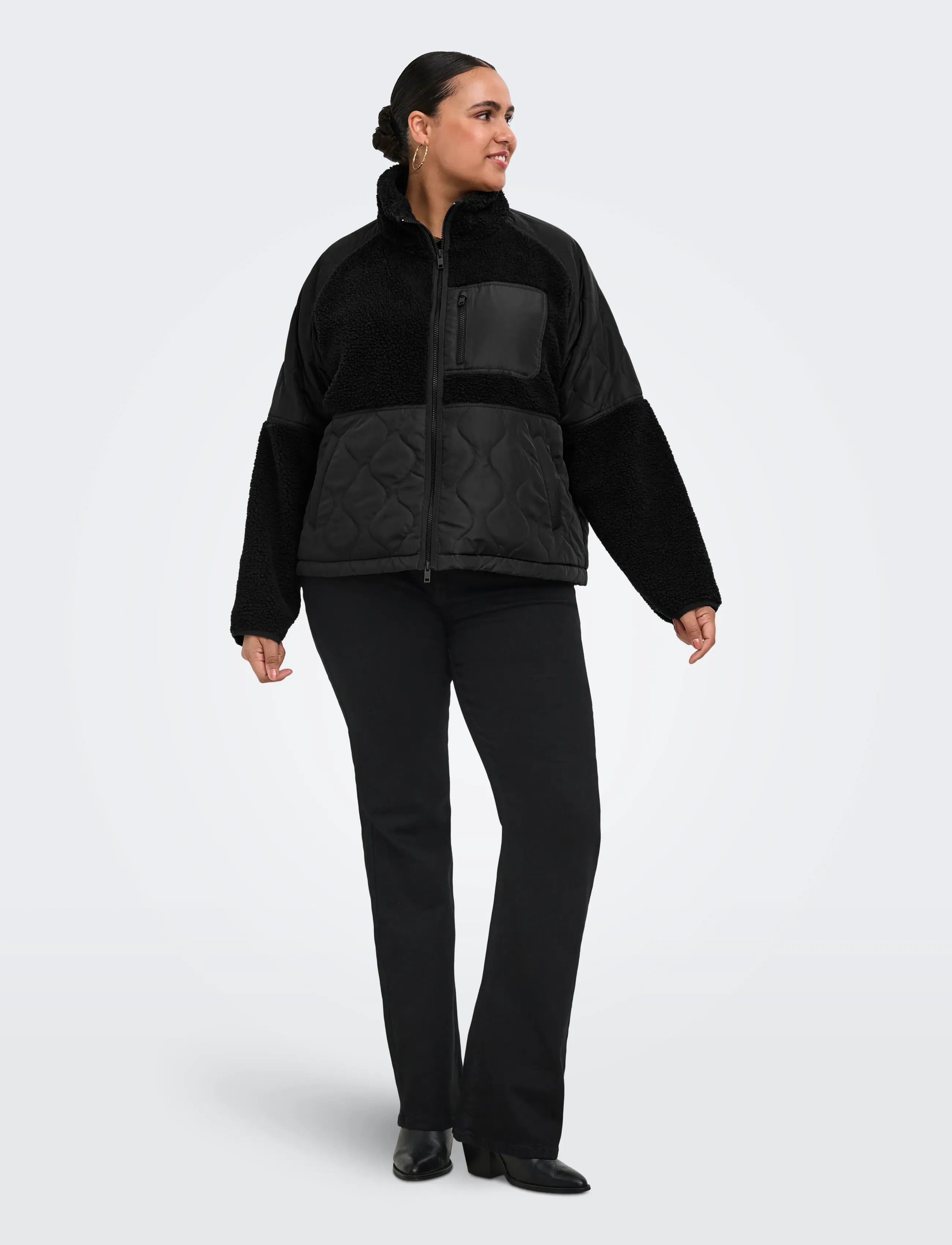 ONLY Carmakoma - CAROHIO QUILT MIX FLEECE SHORT JACKT OTW - frühlingsjacken - black - 4