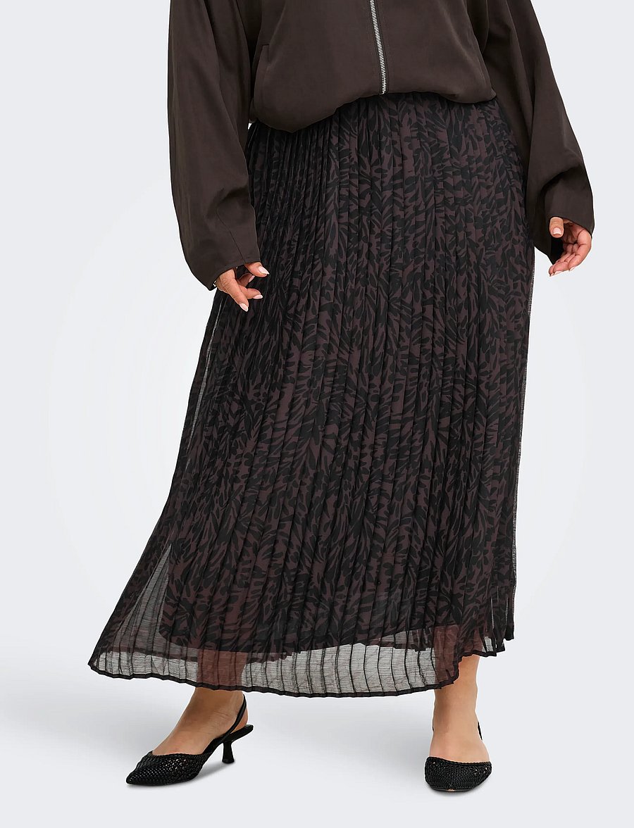 ONLY Carmakoma - CARSTAR PENINNA PLISSE LONG SKIRT AOP - chocolate plum - 0