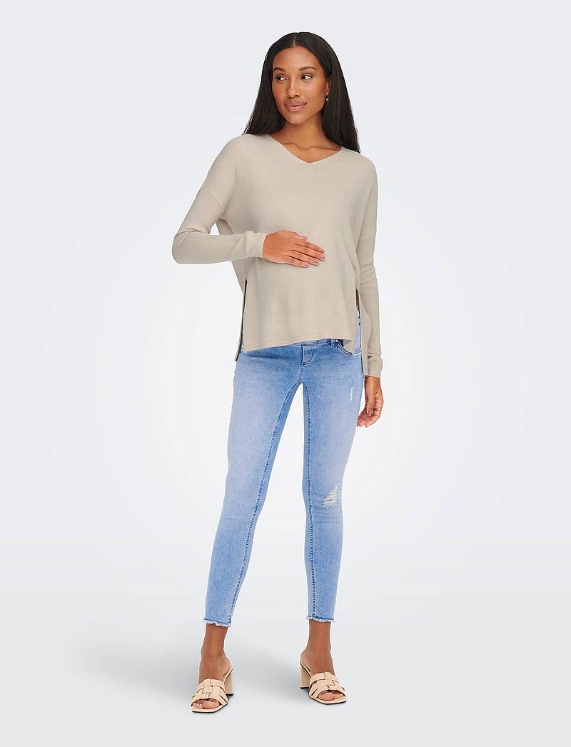Only Maternity - OLMAMALIA L/S V-NECK PULLOVER KNT NOOS - oberteile - pumice stone - 5