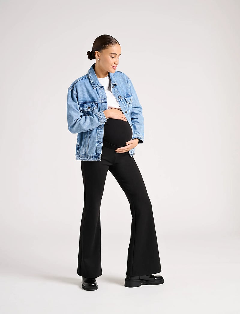 Only Maternity - OLMFEVER STRETCH FLAIRED PANTS JRS NOOS - flared broeken - black - 0