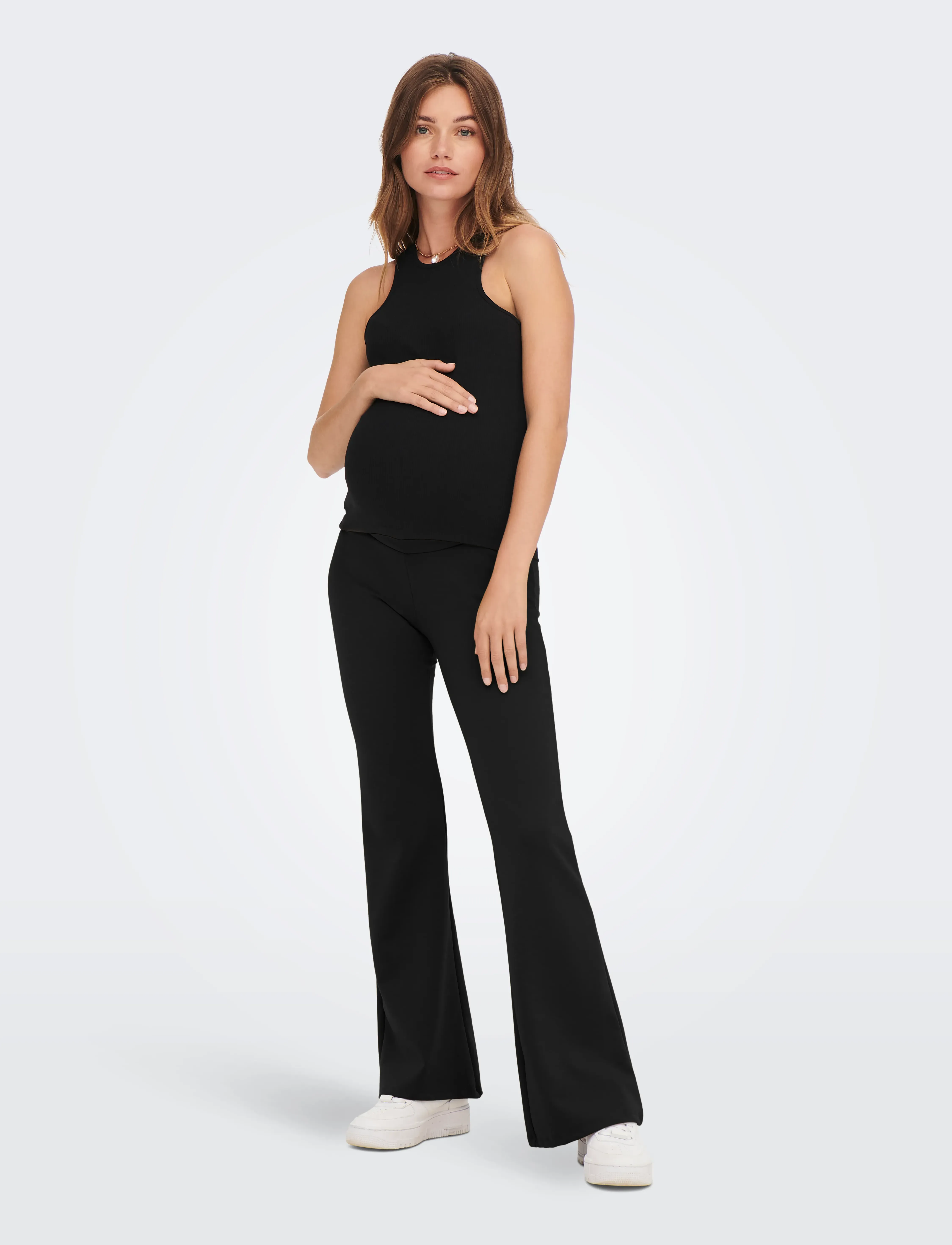 Only Maternity - OLMFEVER STRETCH FLAIRED PANTS JRS NOOS - die niedrigsten preise - black - 5