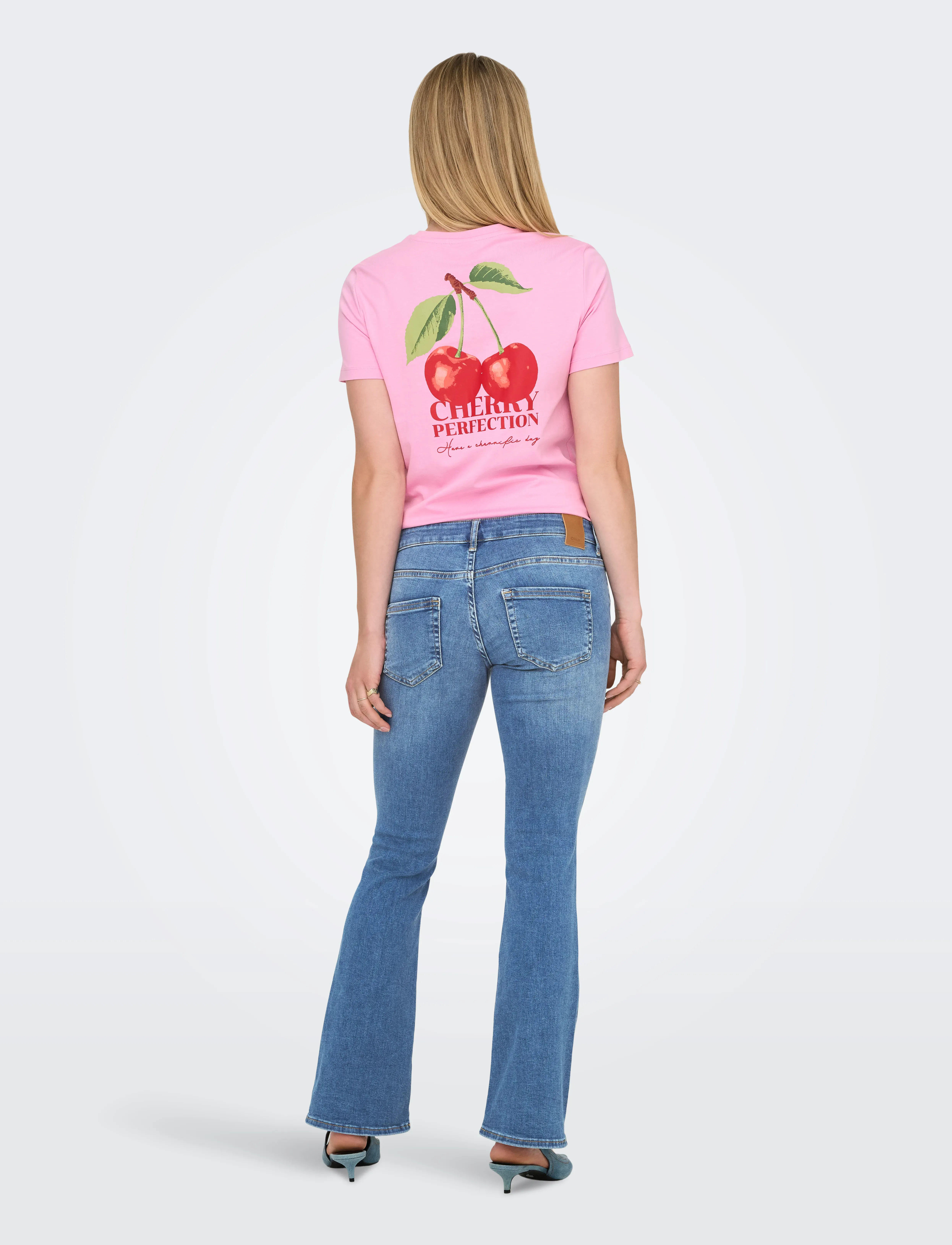 Only Maternity - OLMBLUSH MID FLARED RE1319 NOOS - underdele - medium blue denim - 3