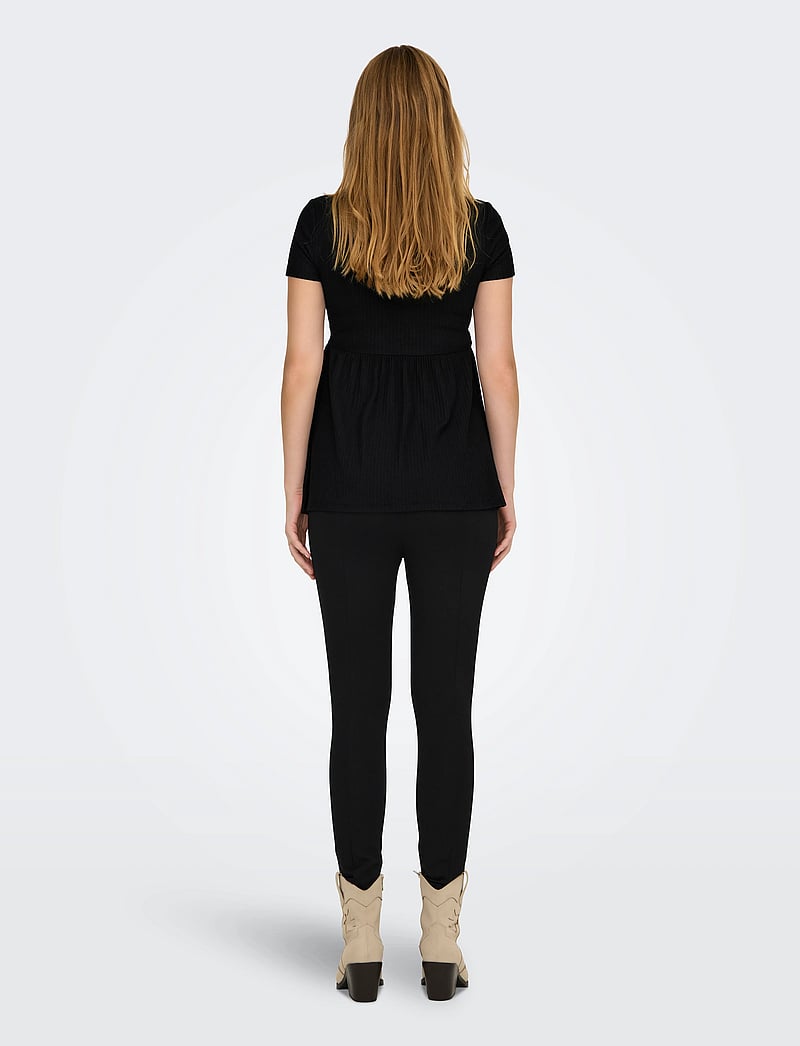 Only Maternity - OLMMALAYA S/S O-NECK TOP JRS NOOS - alussärgid - black - 3