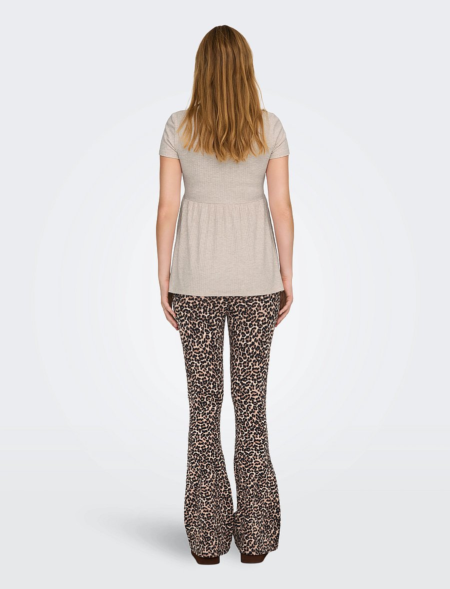 Only Maternity - OLMMALAYA S/S O-NECK TOP JRS NOOS - oberteile - pumice stone - 3