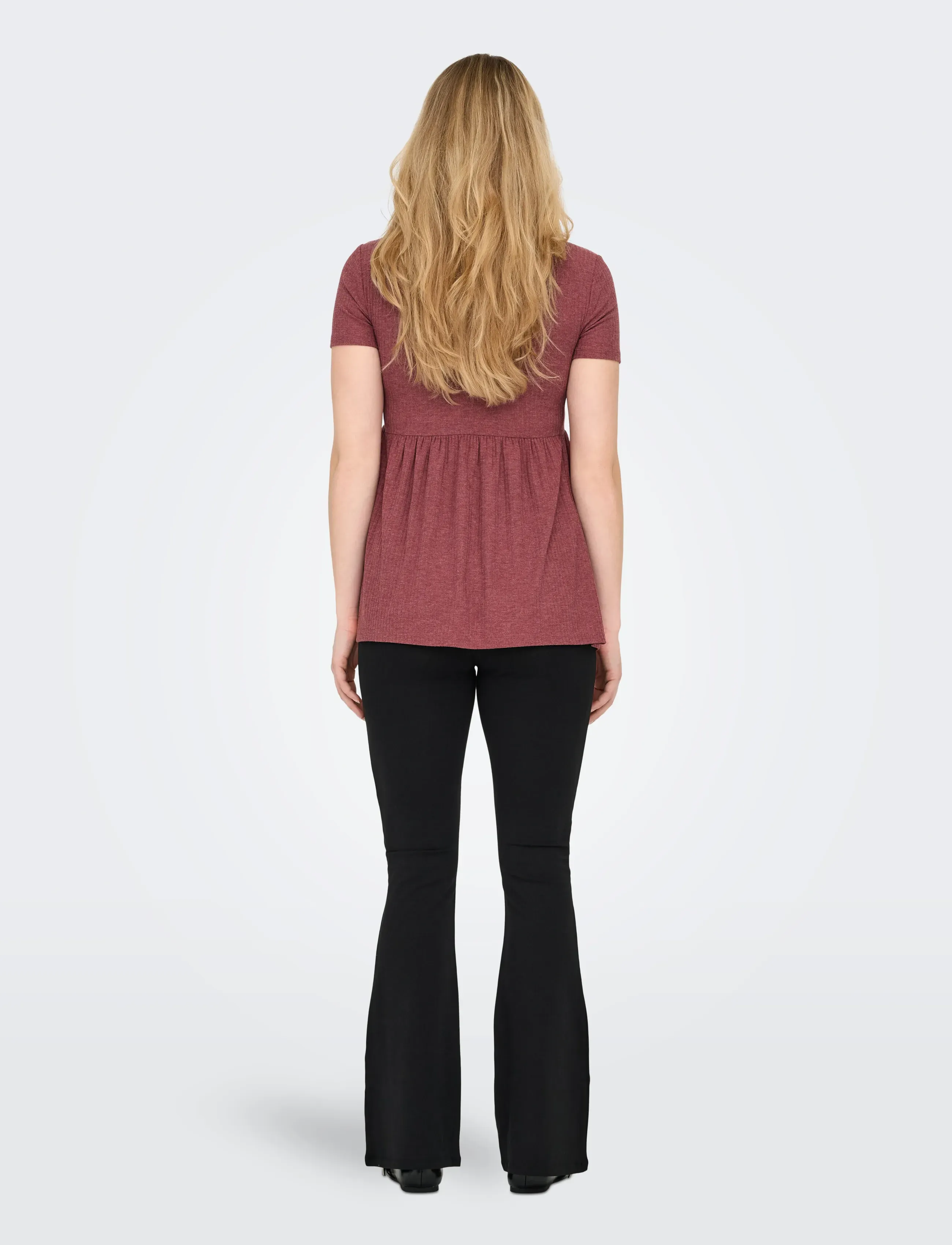 Only Maternity - OLMMALAYA S/S O-NECK TOP JRS NOOS - t-shirts - rose brown - 4