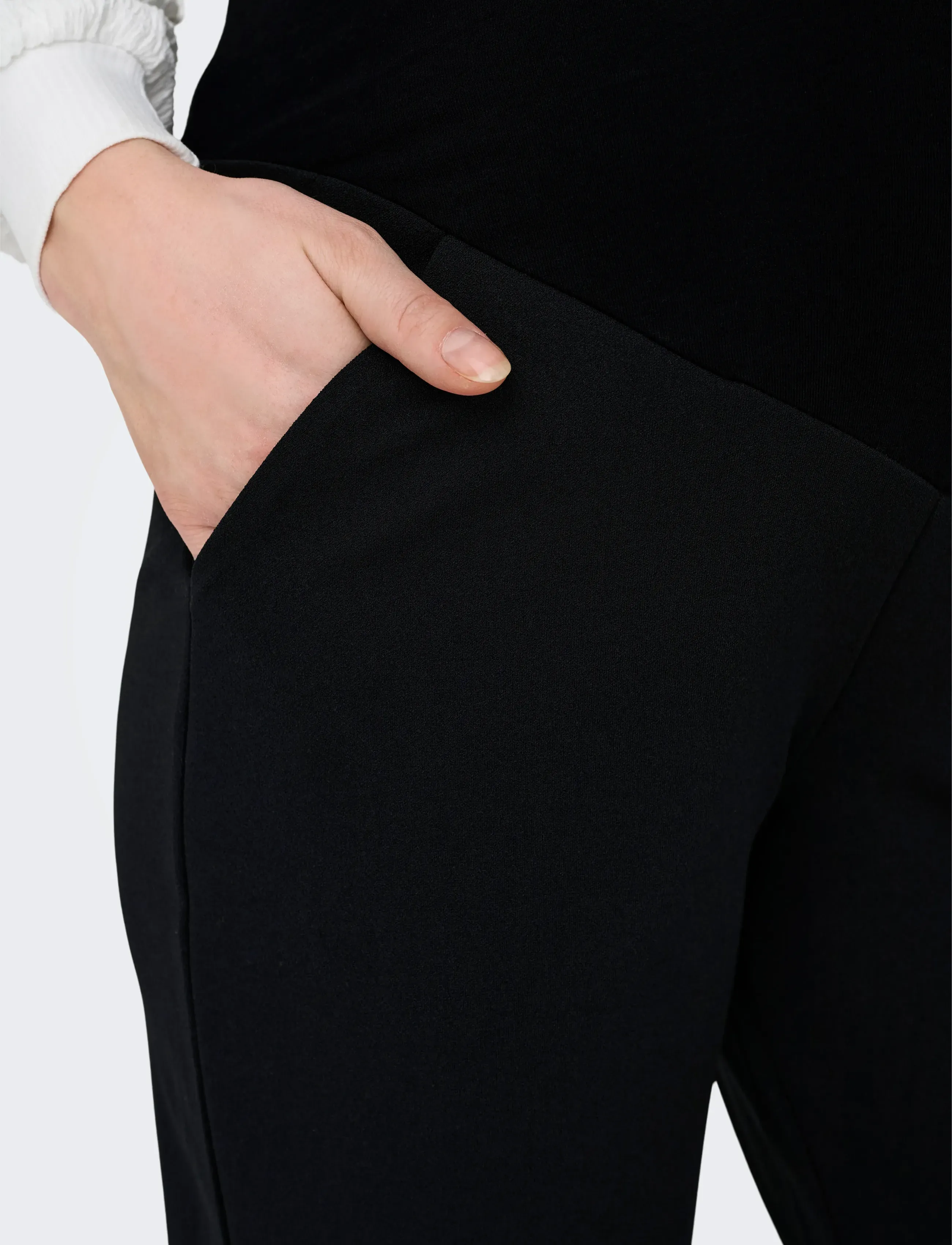 Only Maternity - OLMSANIA BUMP PANT JRS NOOS - joggersid - black - 5