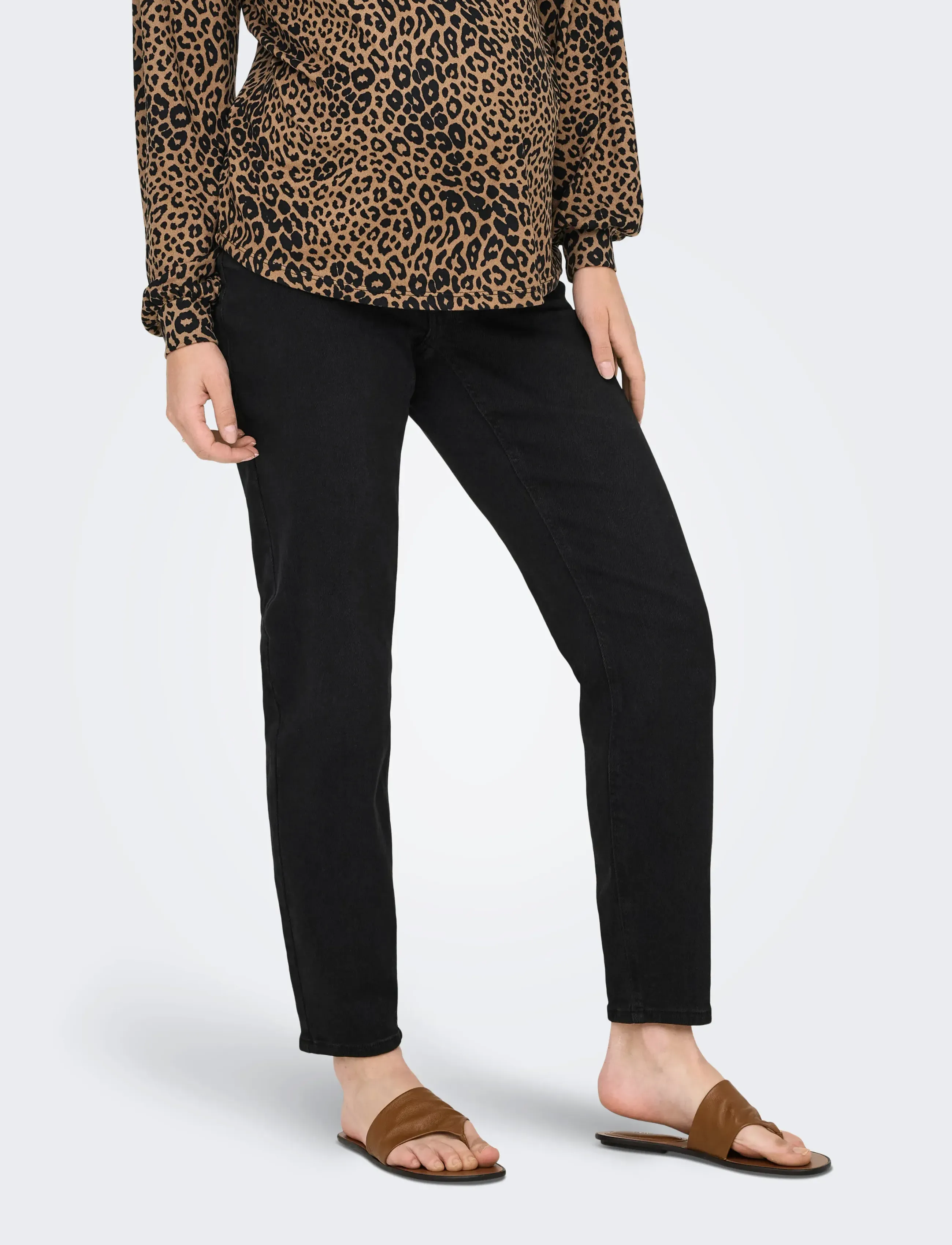 Only Maternity Olmcatwalk Hw Mom Ak Dnm Pim0405 Noos, Kvinder, Højtaljede Ventebukser Ankel Jeans, Sort, Str: XS x 32