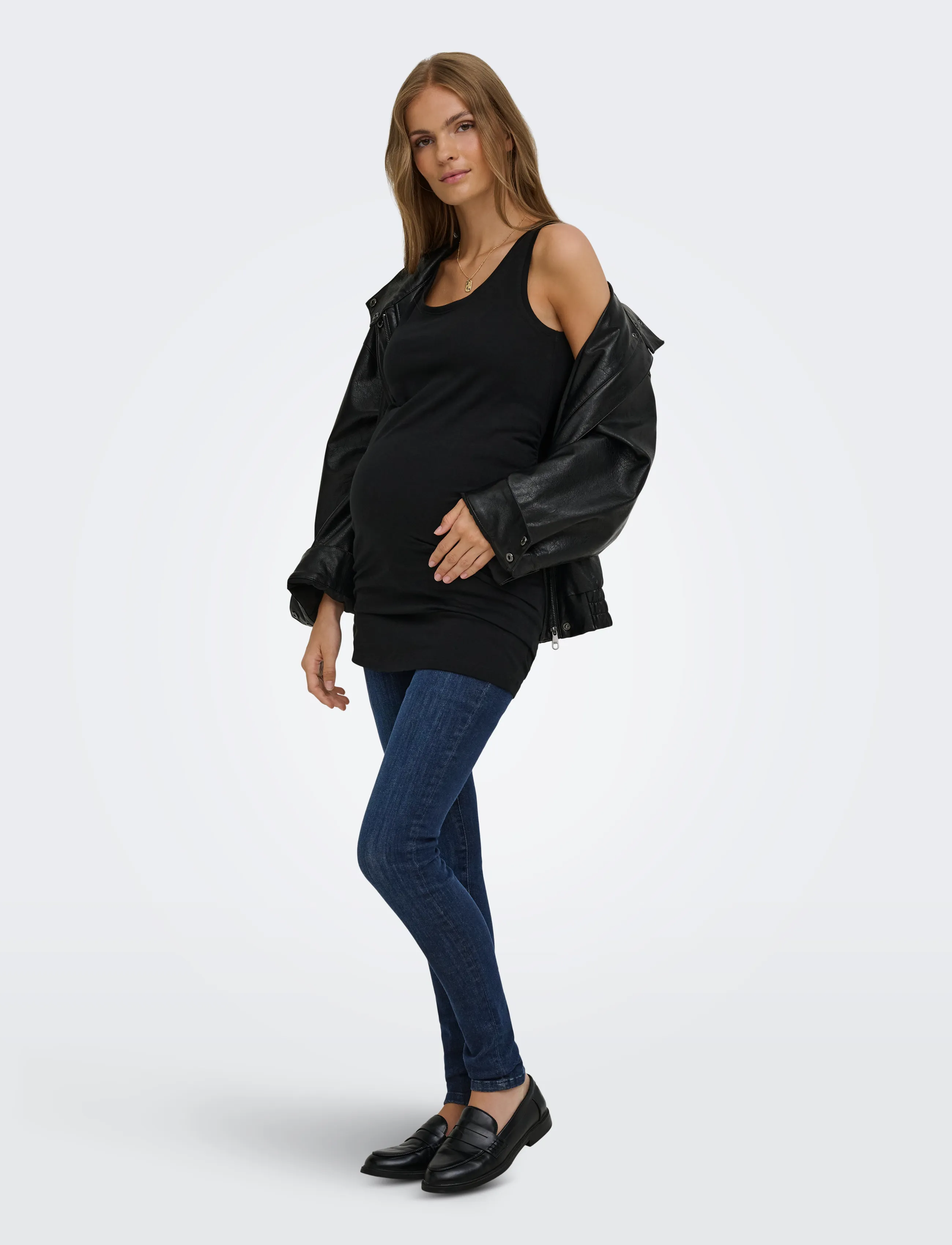 Only Maternity - OLMPOWER PUSH UP SKINNY DNM PIMBOX NOOS - skinny jeans - dark blue denim - 5