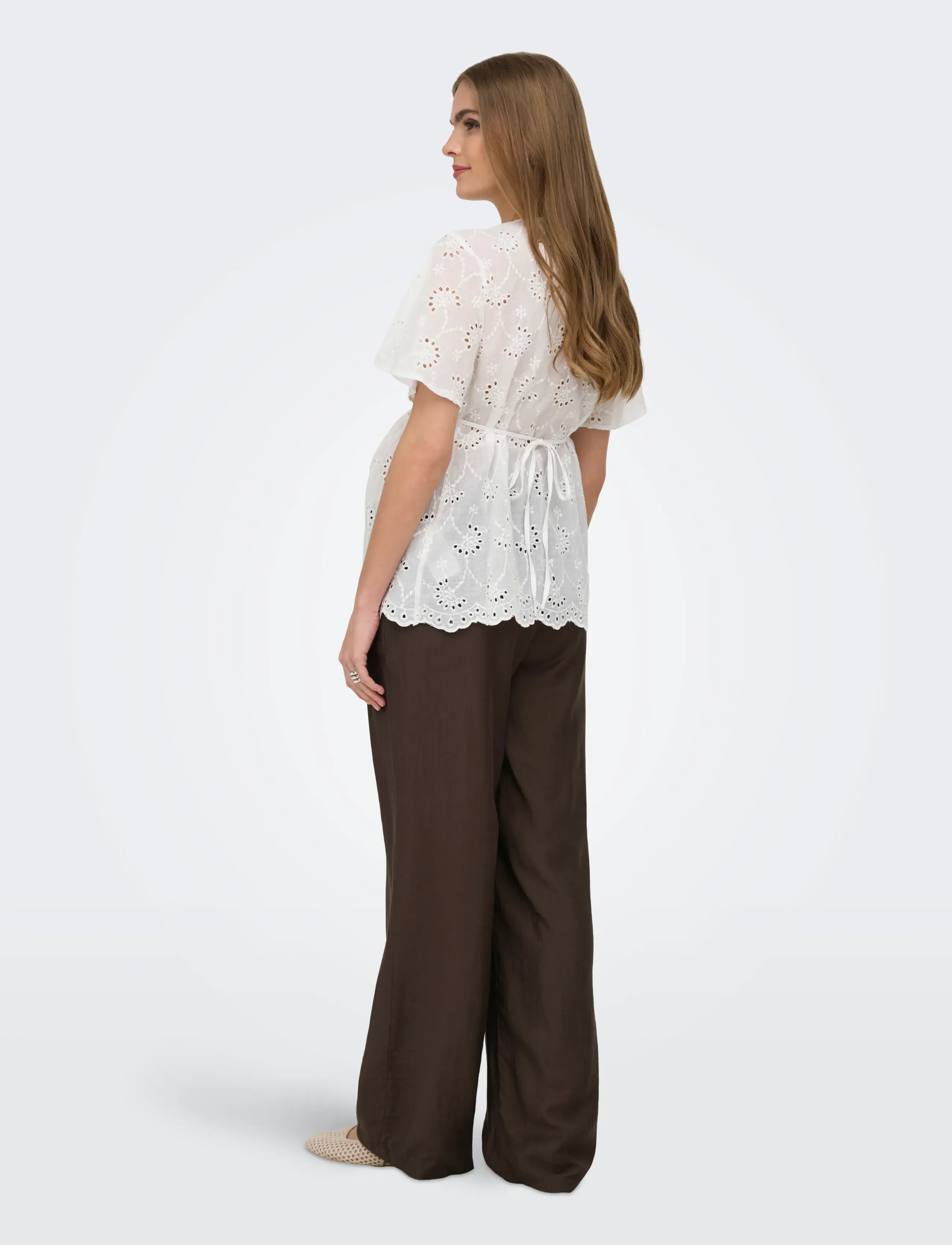 Only Maternity - OLMSTEPHANIE S/S WRAP TOP WVN - kortärmade blusar - white - 4