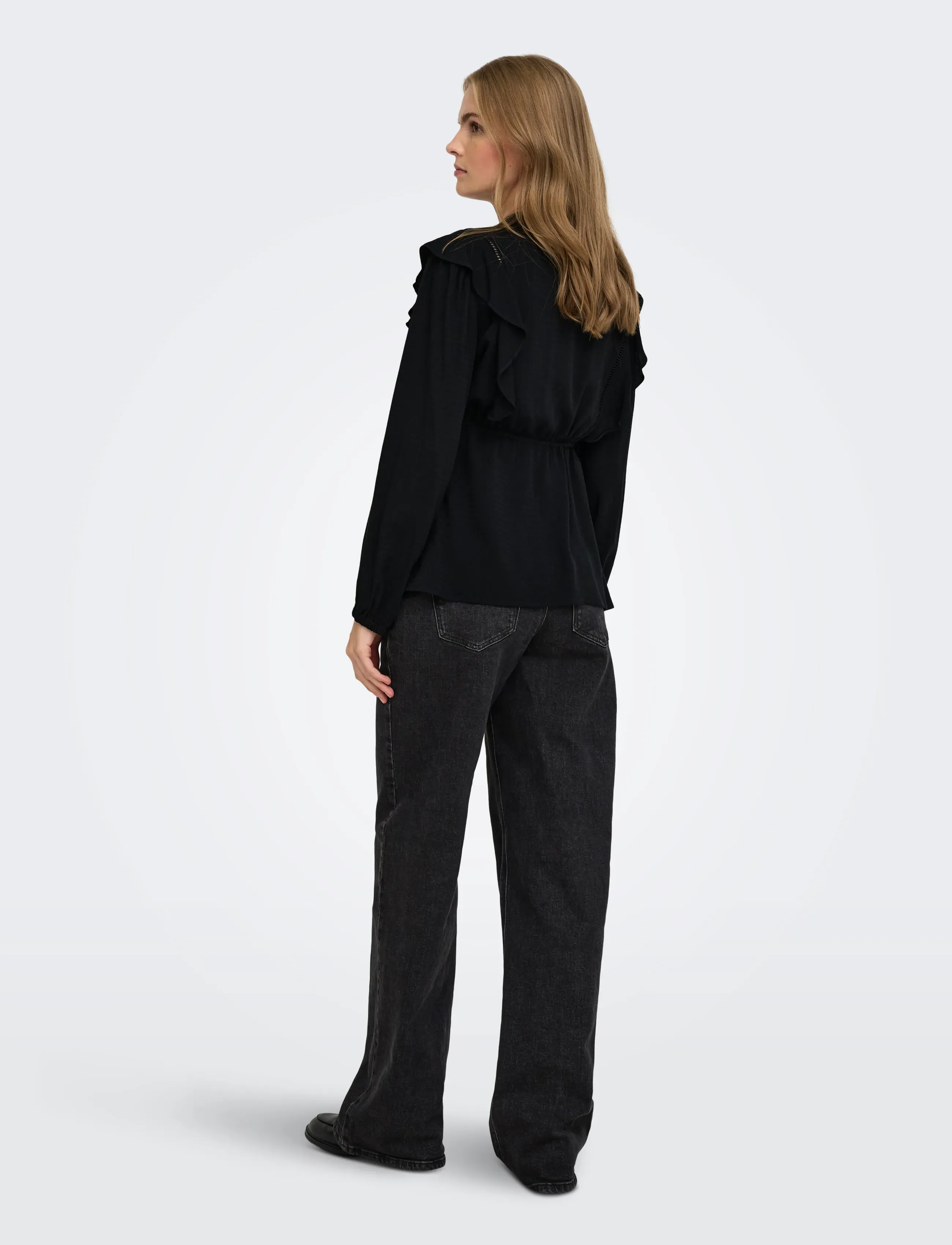 Only Maternity - OLMJUICY WIDE LEG REA889 NOOS - black denim - 4