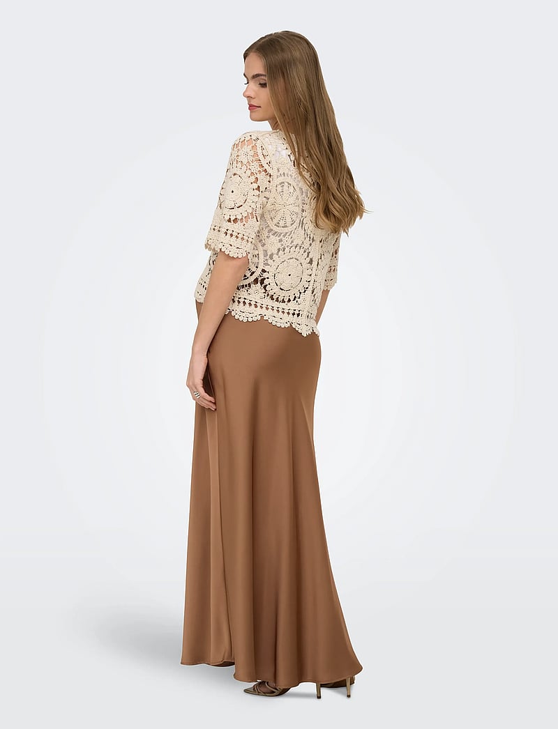Only Maternity - OLMSEALLY OVER BUMP SKIRT WVN - satinröcke - toasted coconut - 4
