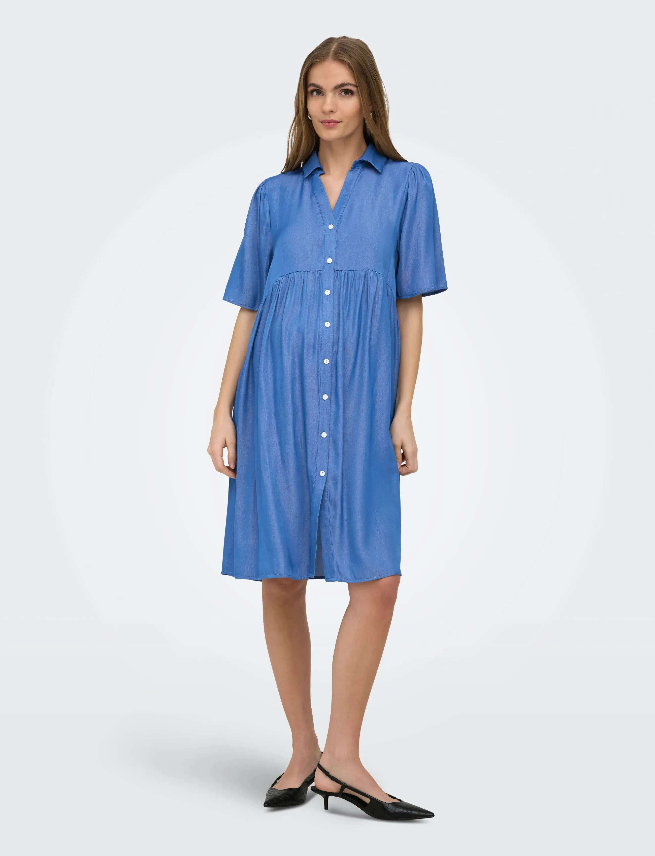 Only Maternity - OLMPANI SS SHIRT BELT ABK DRESS WVN - robes chemises - medium blue denim - 5